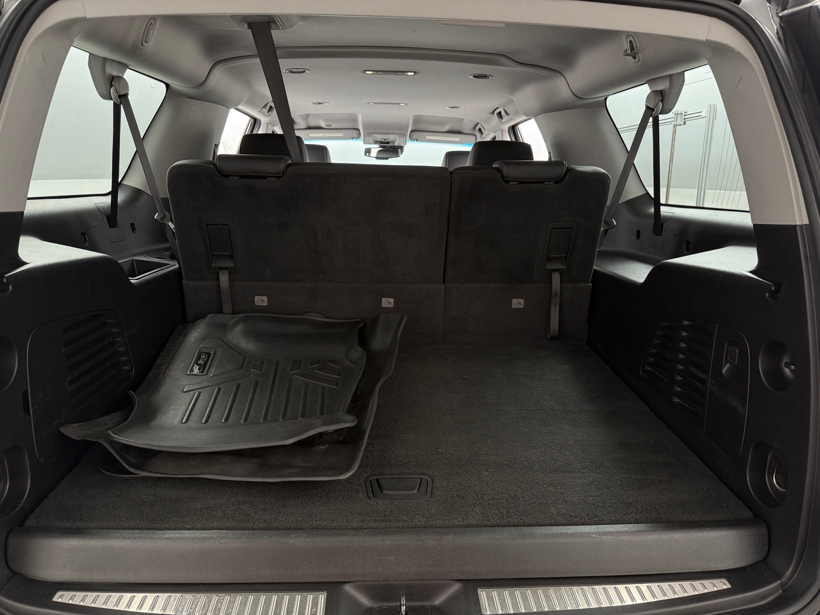 Thumbnail: 2019 Chevrolet Suburban - 6