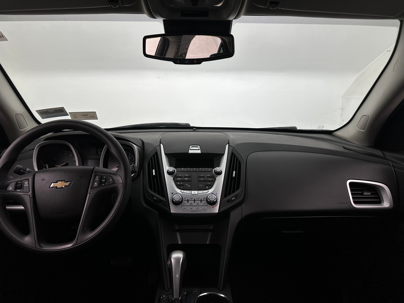 Thumbnail: 2015 Chevrolet Equinox - 3