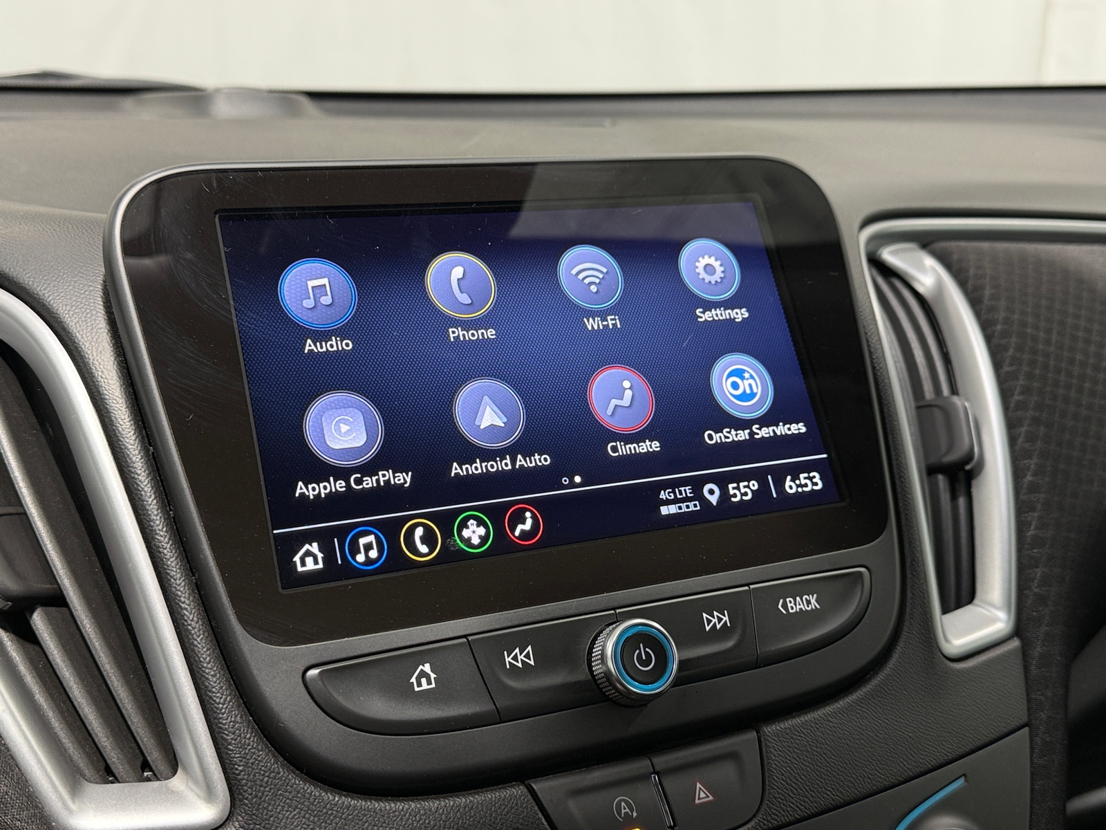 Thumbnail: 2024 Chevrolet Malibu - 4