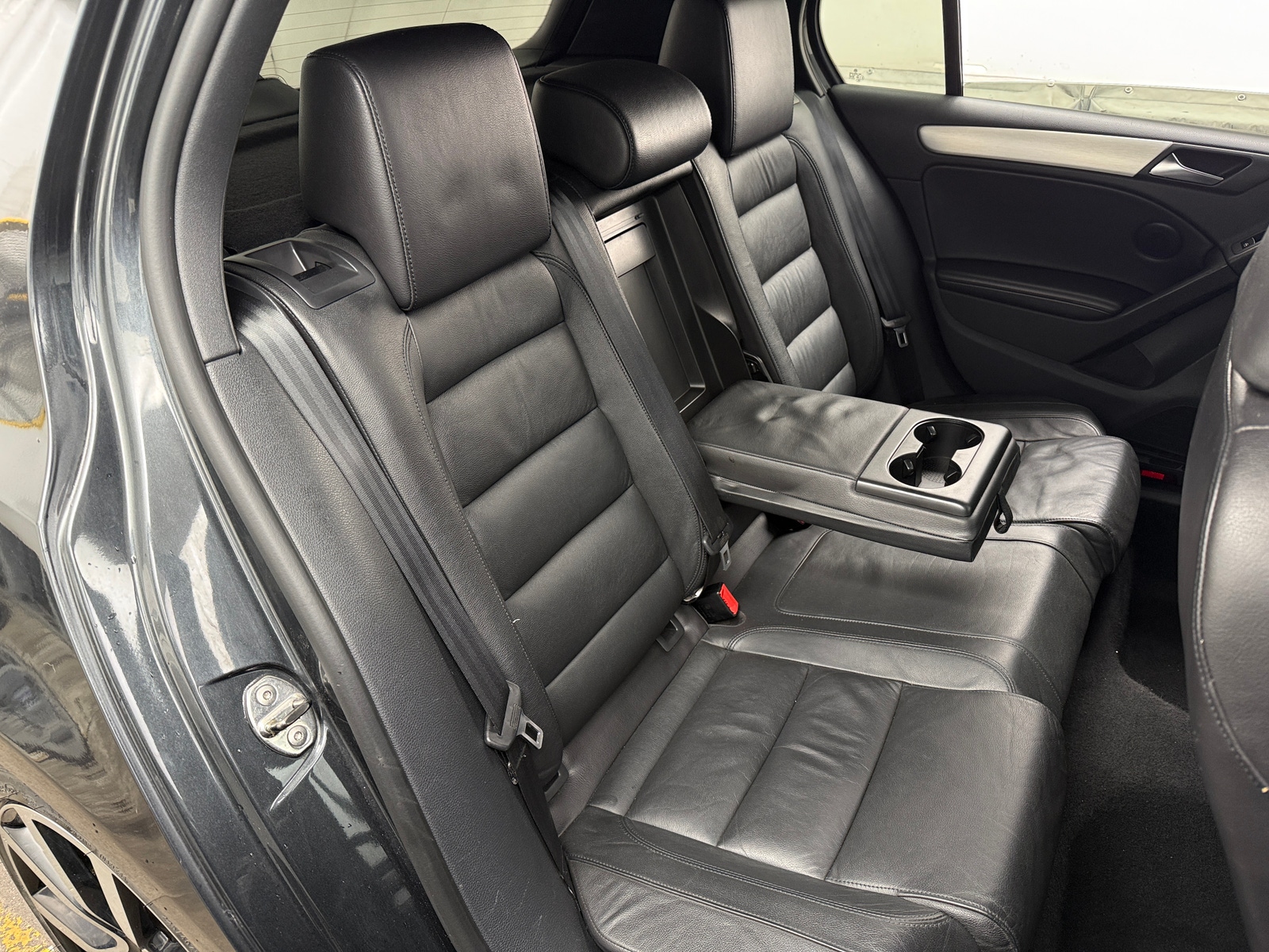 Thumbnail: 2012 Volkswagen Golf - 6