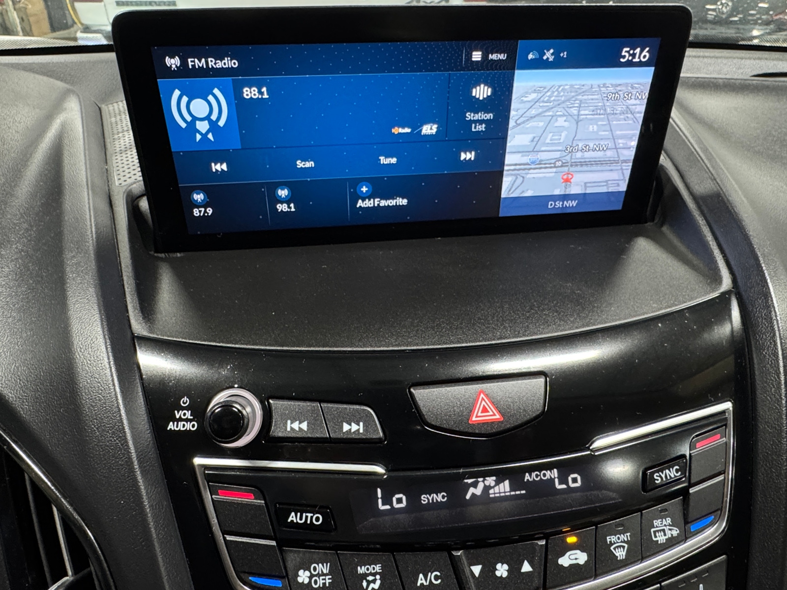 Thumbnail: 2021 Acura RDX - 3