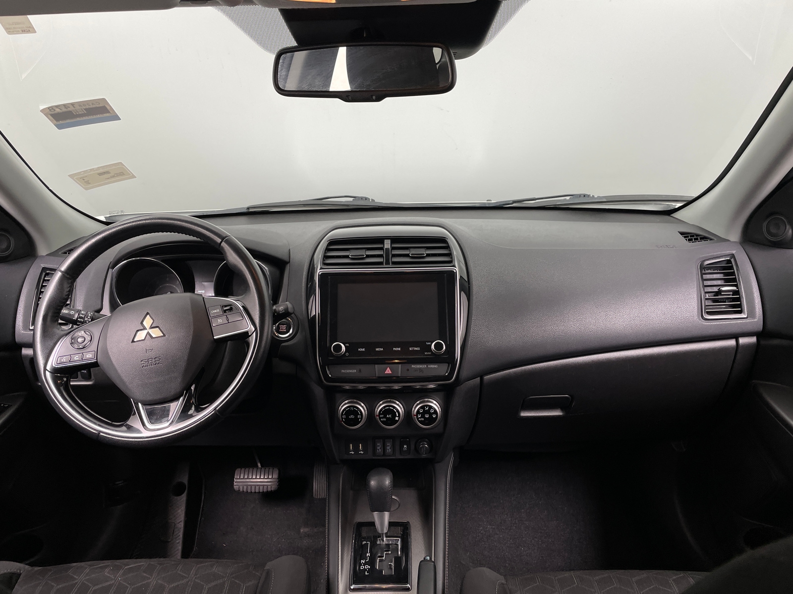 Thumbnail: 2021 Mitsubishi Outlander Sport - 3