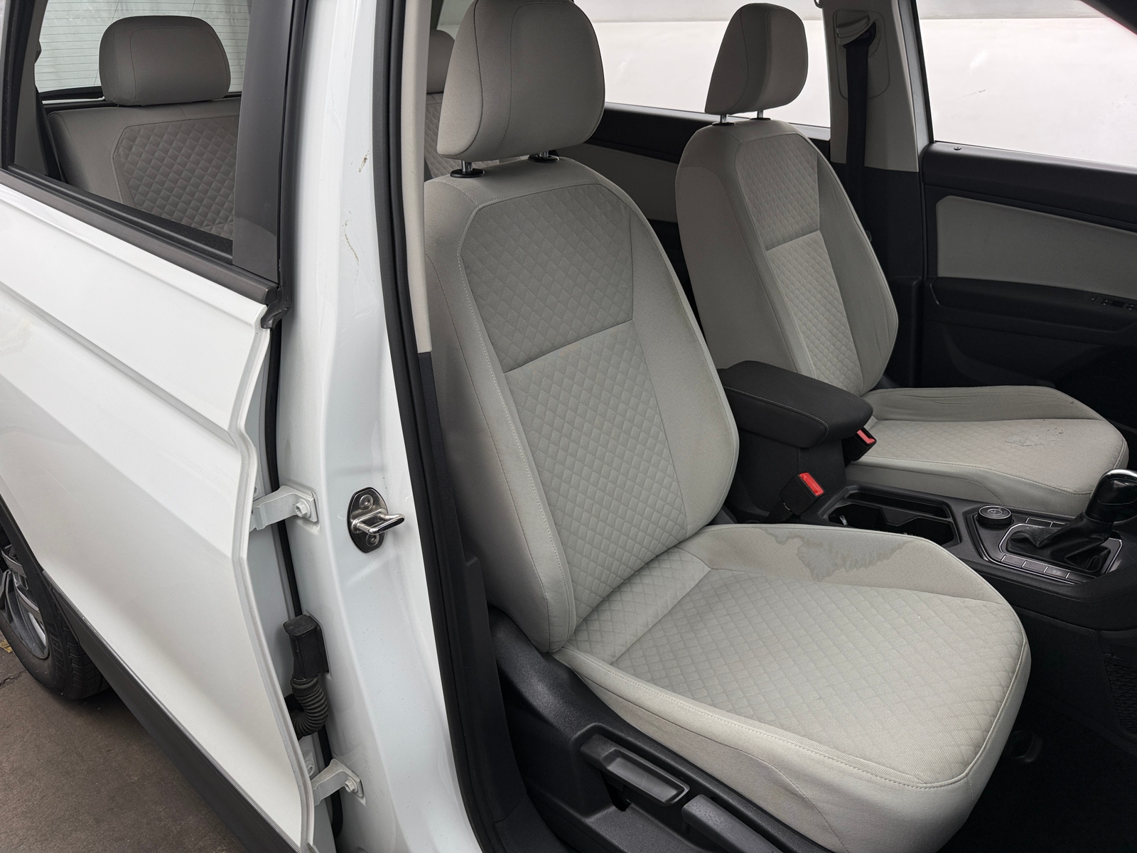 Thumbnail: 2021 Volkswagen Tiguan - 2