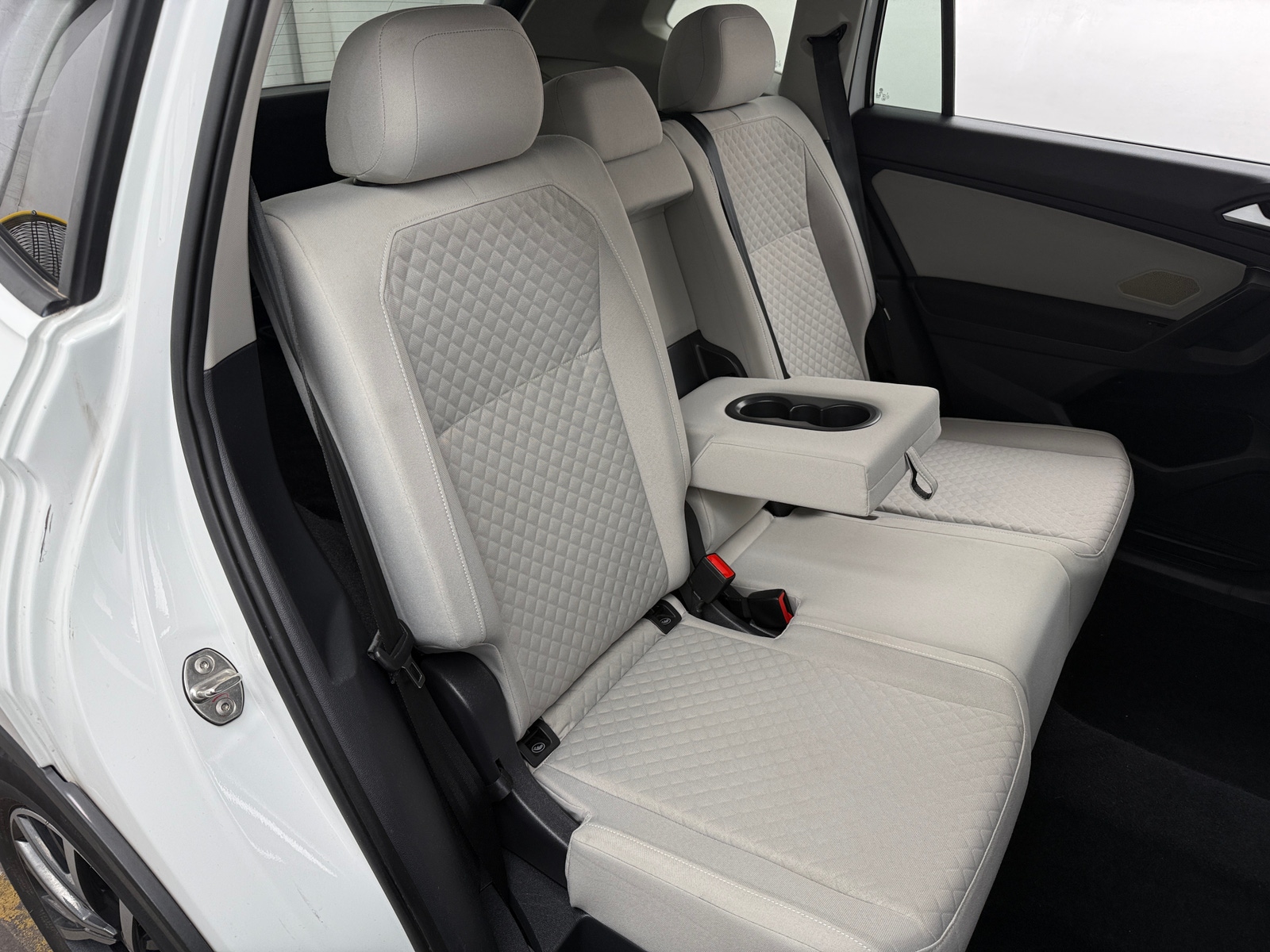 Thumbnail: 2021 Volkswagen Tiguan - 6