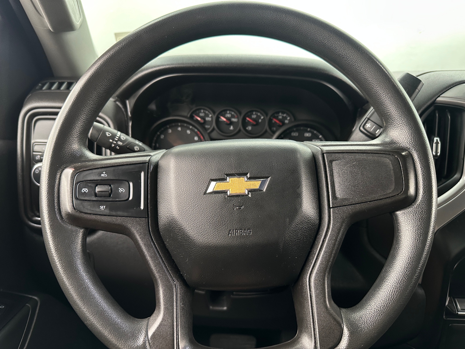 Thumbnail: 2020 Chevrolet Silverado 1500 - 5