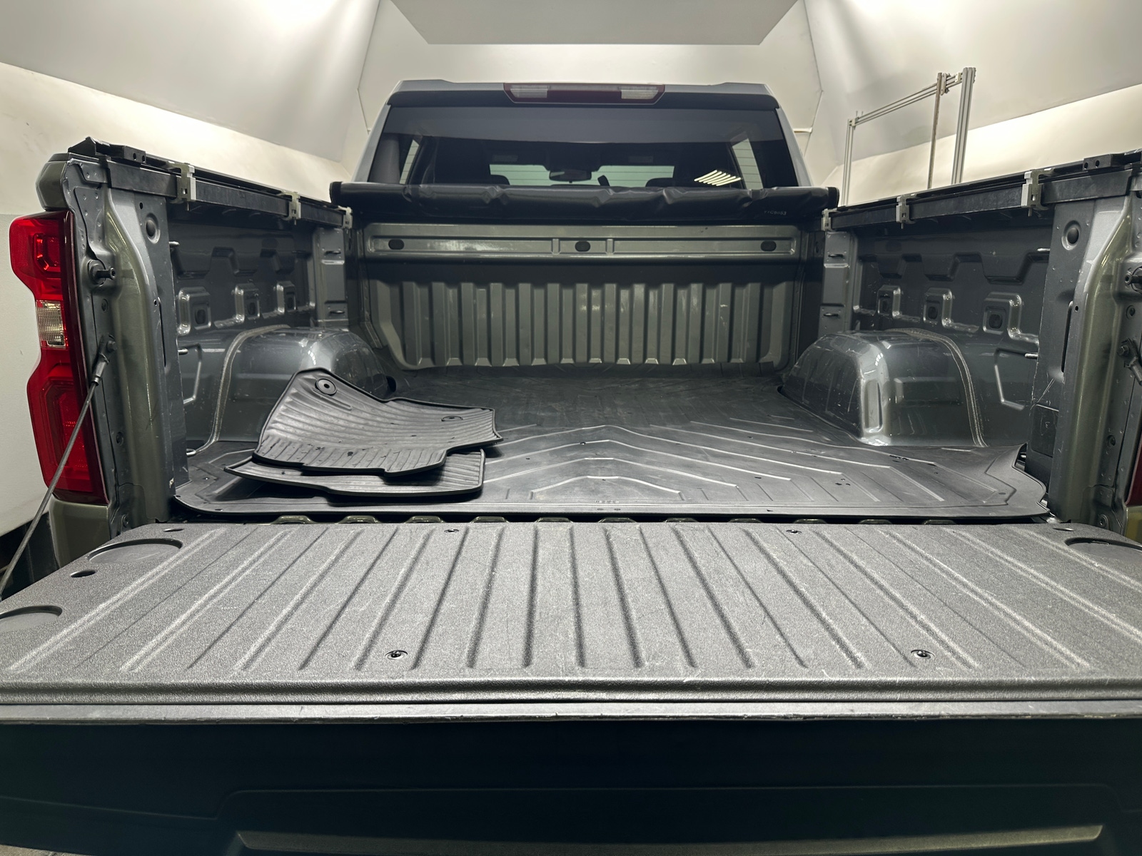 Thumbnail: 2020 Chevrolet Silverado 1500 - 7