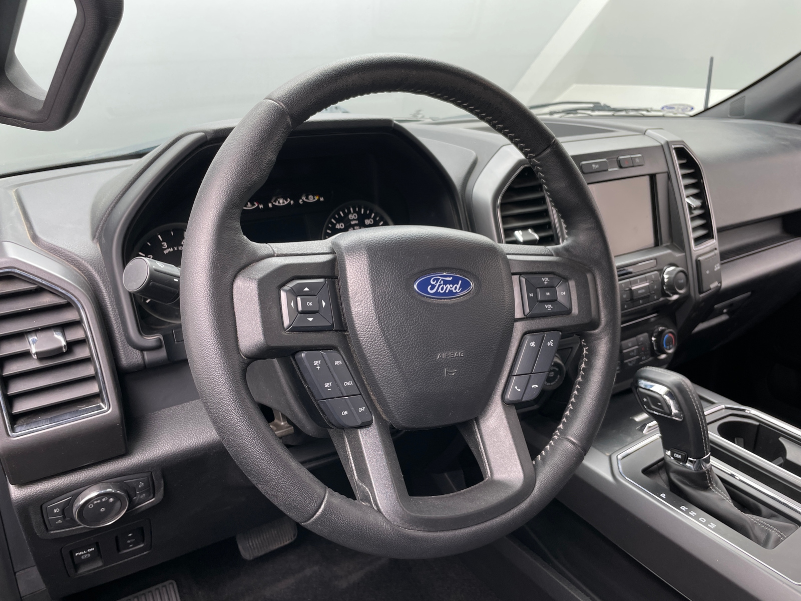 Thumbnail: 2018 Ford Econoline - 5