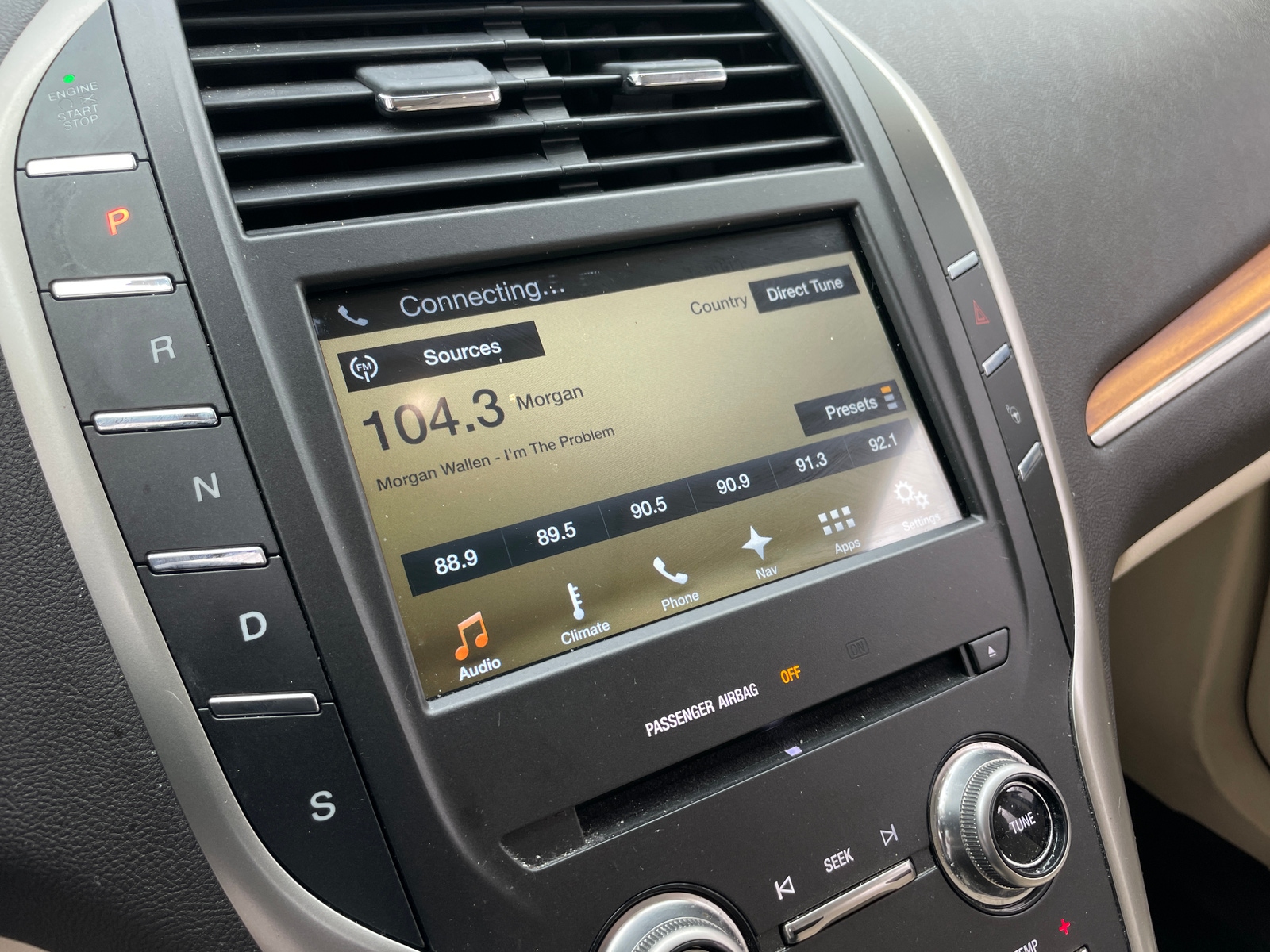 Thumbnail: 2016 Lincoln MKC - 3