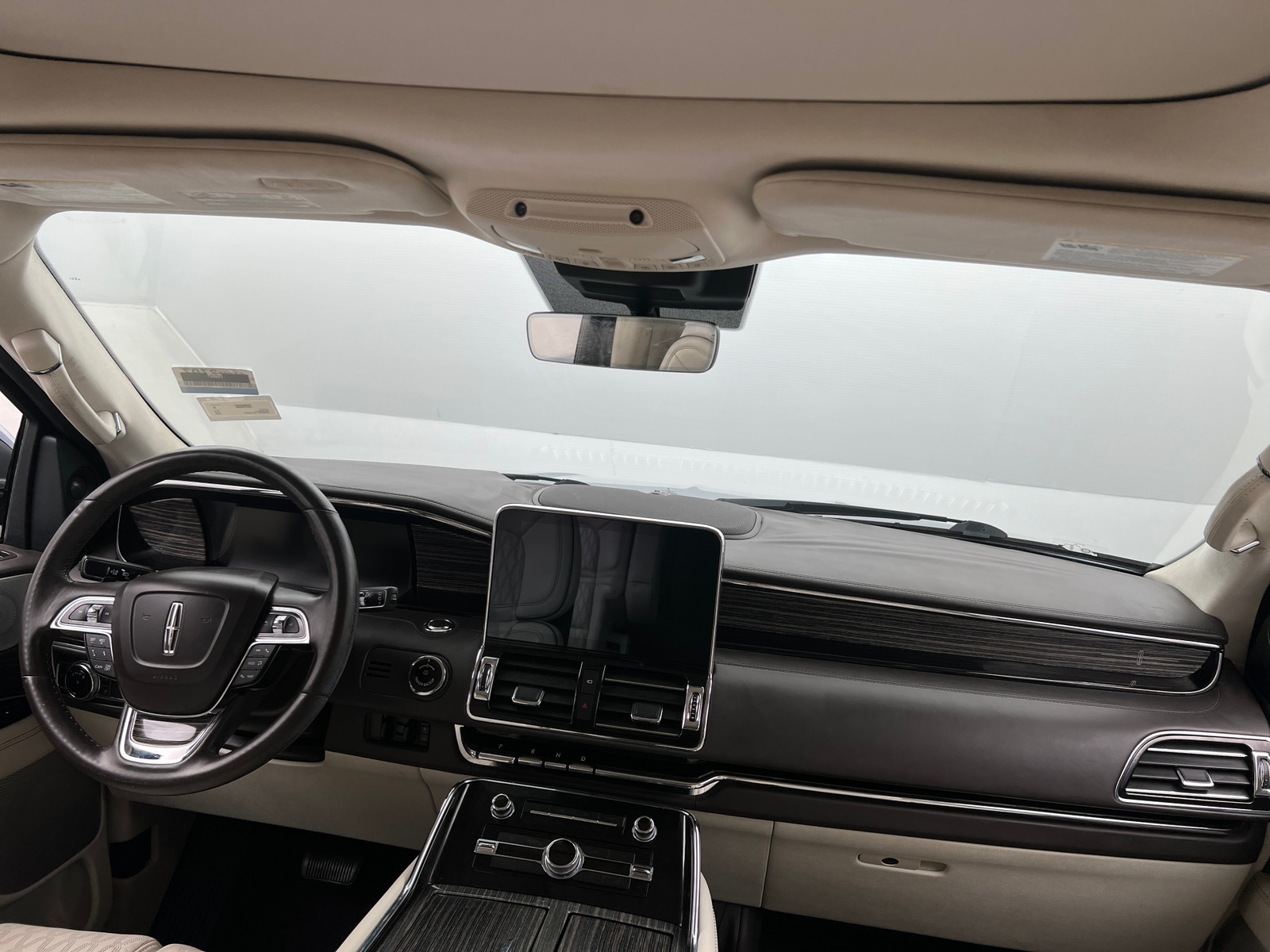 Thumbnail: 2020 Lincoln Navigator L - 2