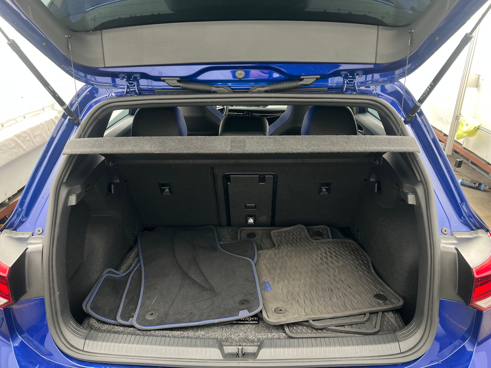 Thumbnail: 2024 Volkswagen Golf - 6