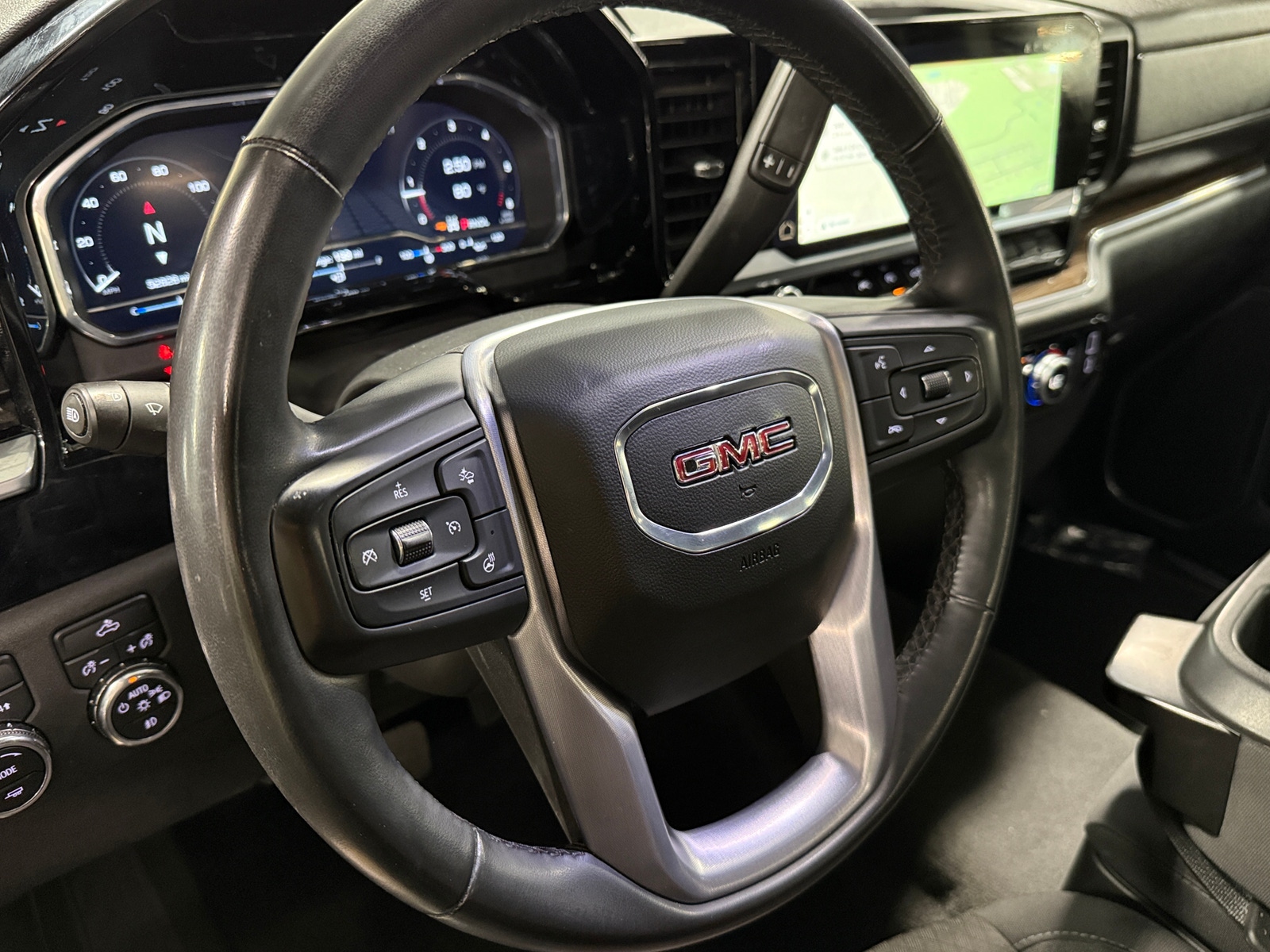 Thumbnail: 2023 GMC Sierra 1500 - 5