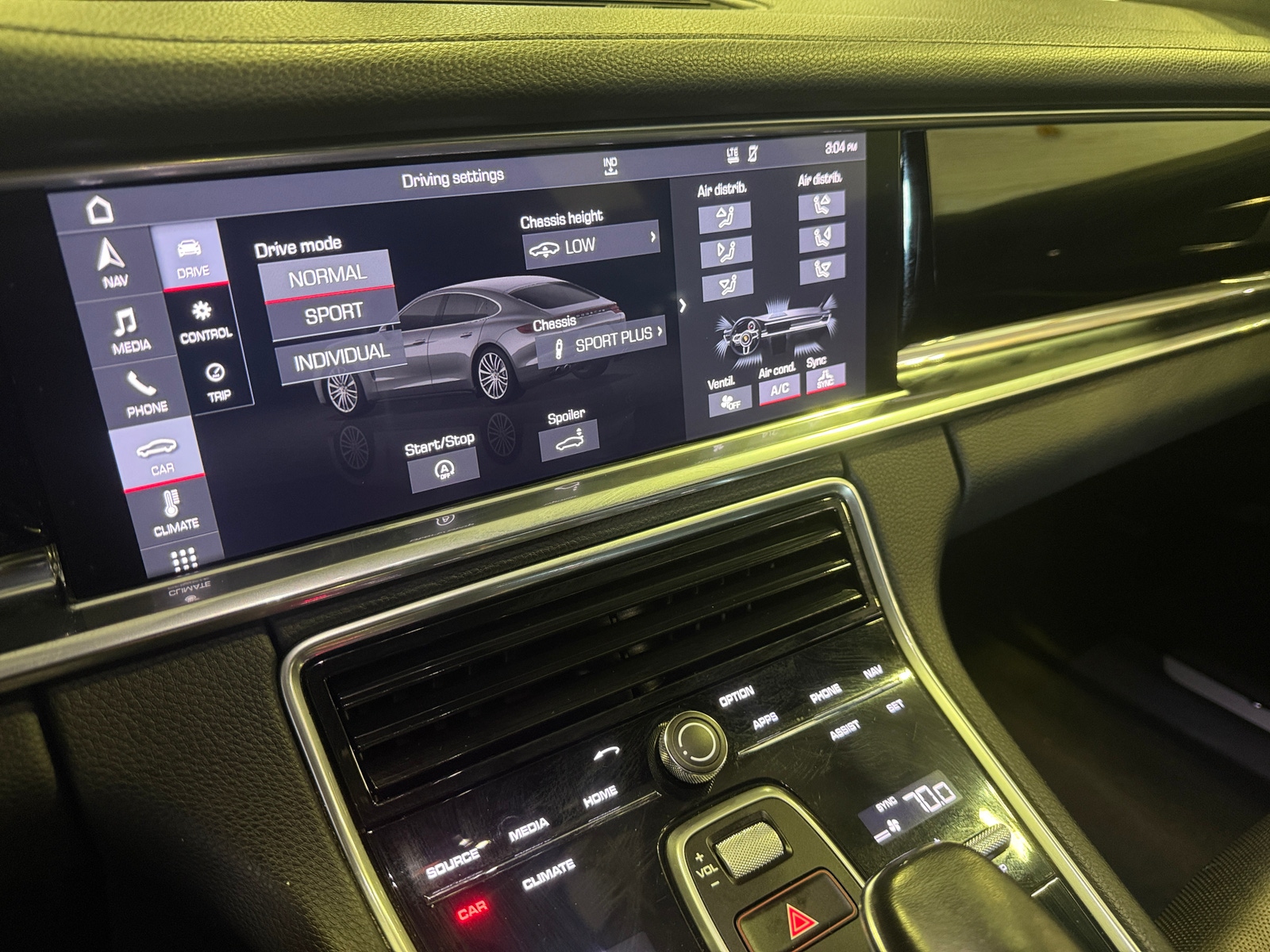 Thumbnail: 2018 Porsche Panamera - 3