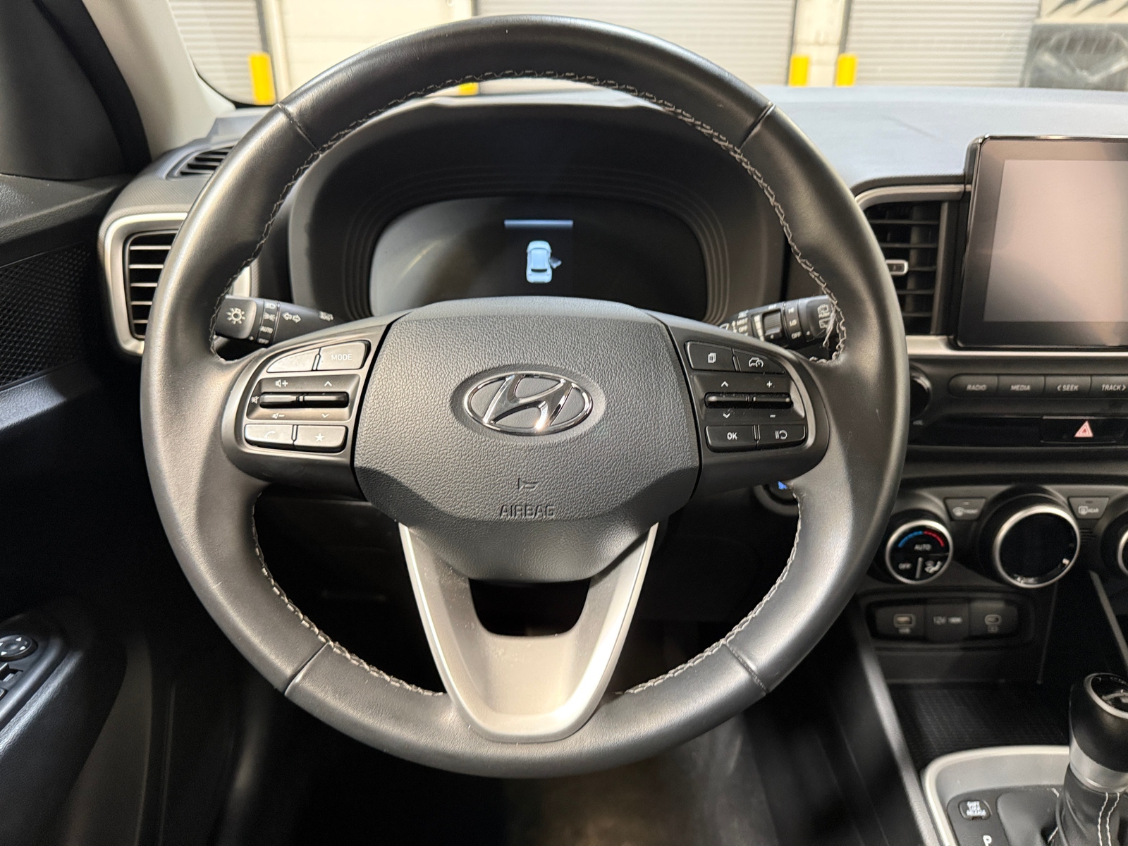 Thumbnail: 2025 Hyundai Venue - 5