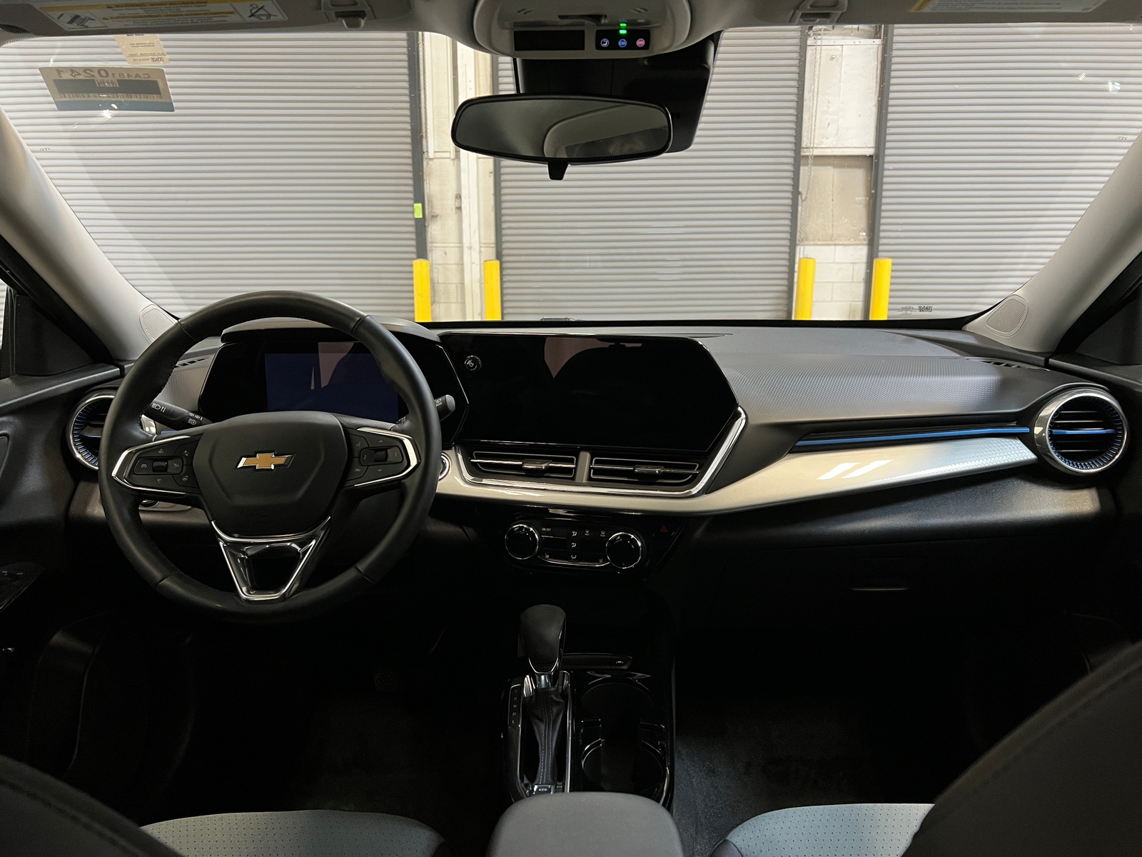 Thumbnail: 2025 Chevrolet Trax - 3