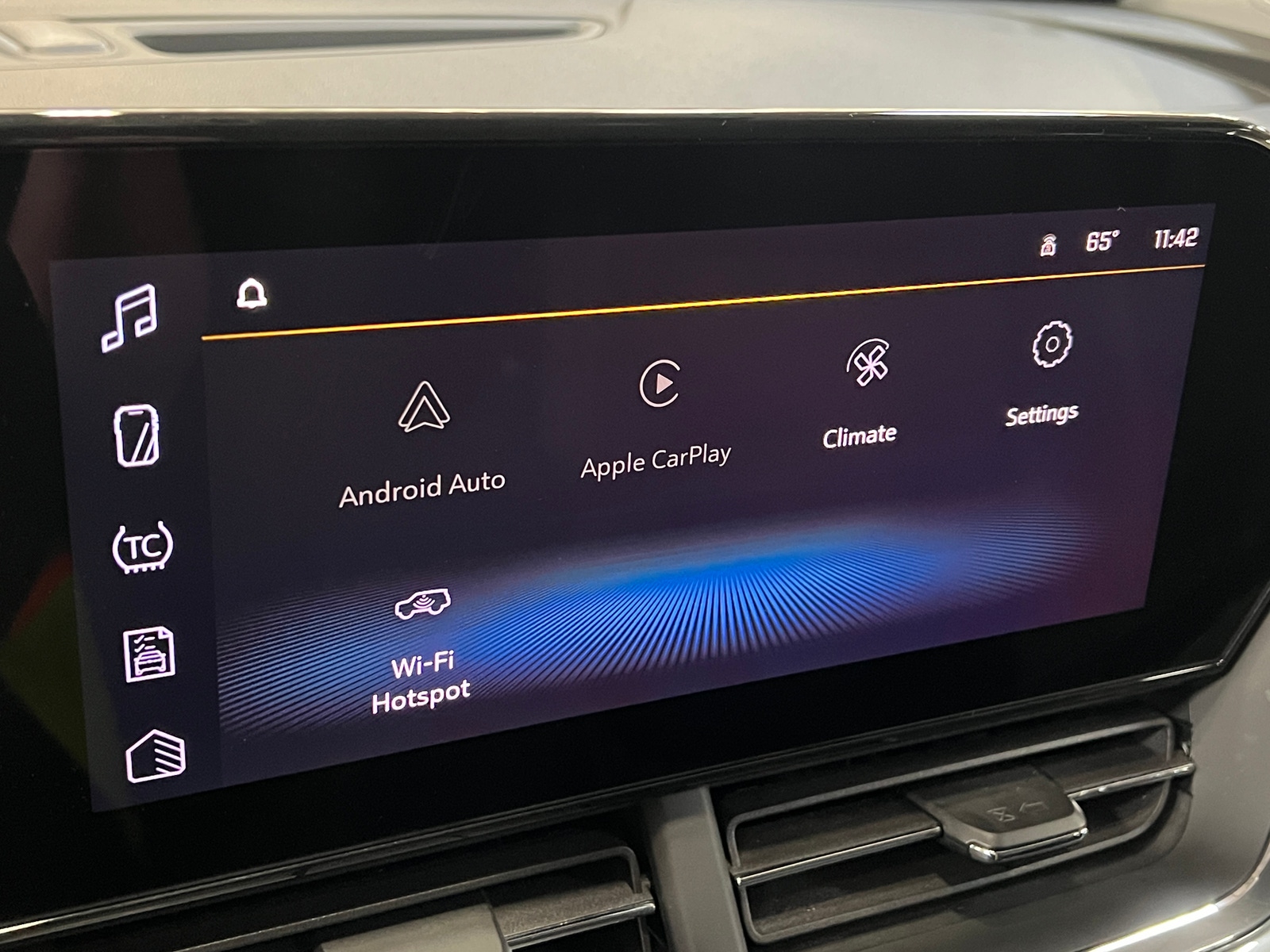 Thumbnail: 2025 Chevrolet Trax - 4