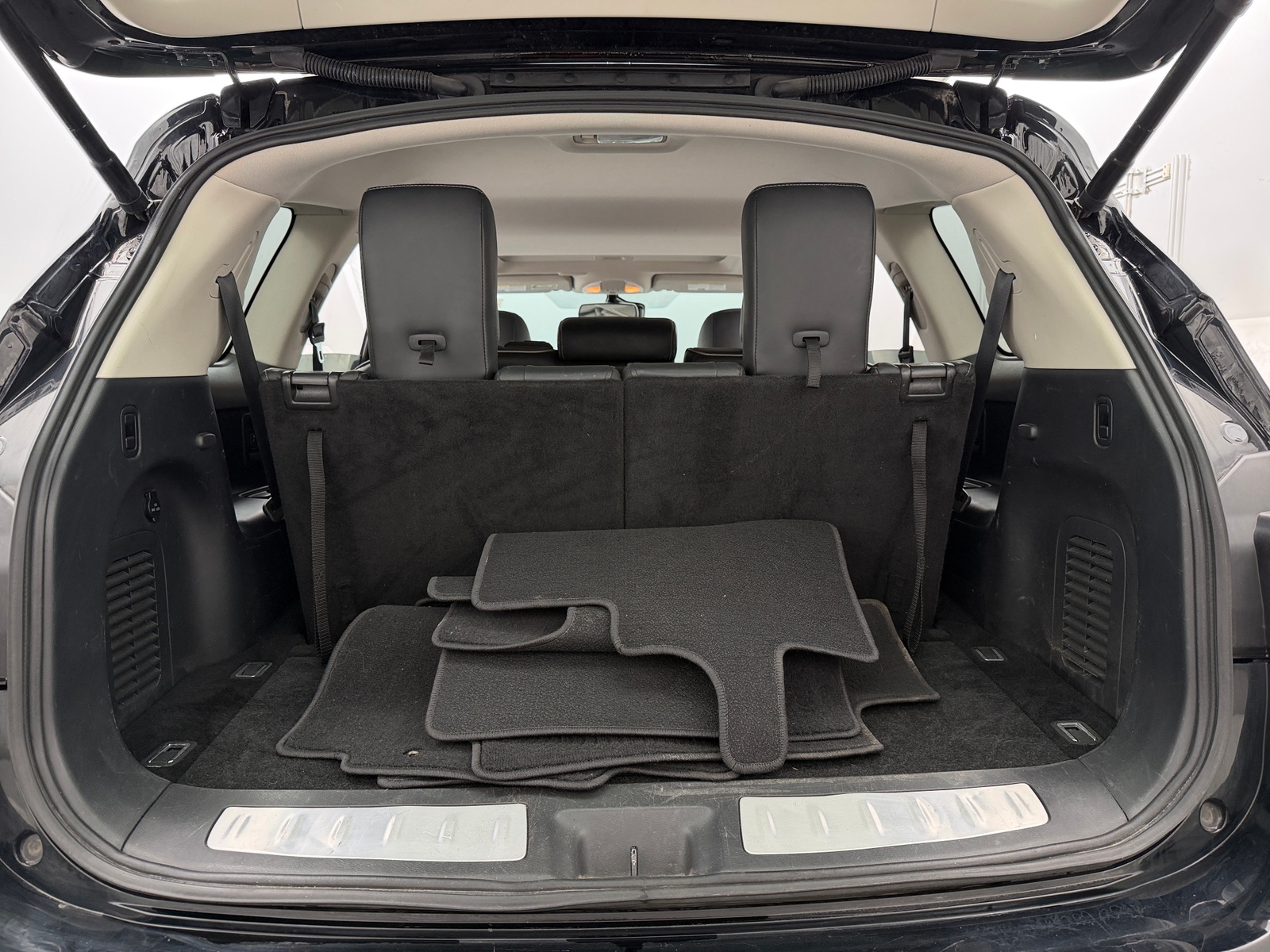 Thumbnail: 2019 INFINITI QX60 - 6