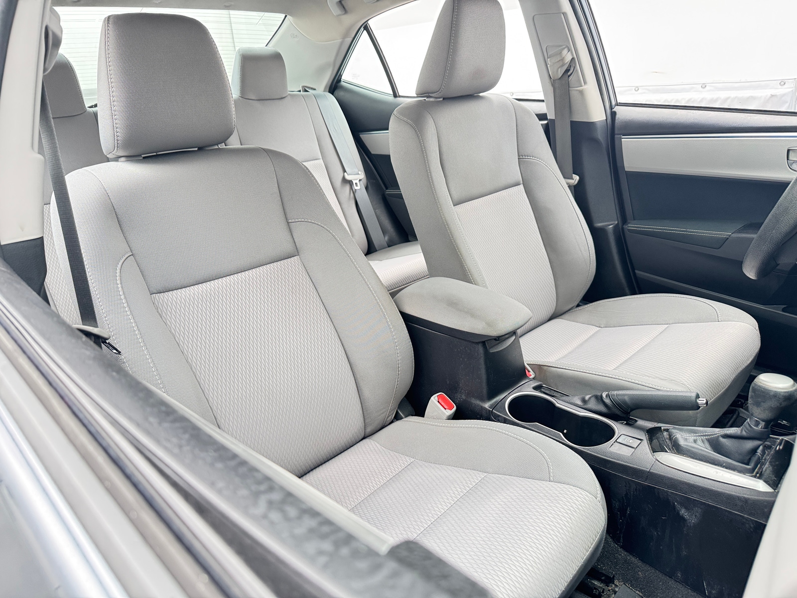 Thumbnail: 2015 Toyota Corolla - 2