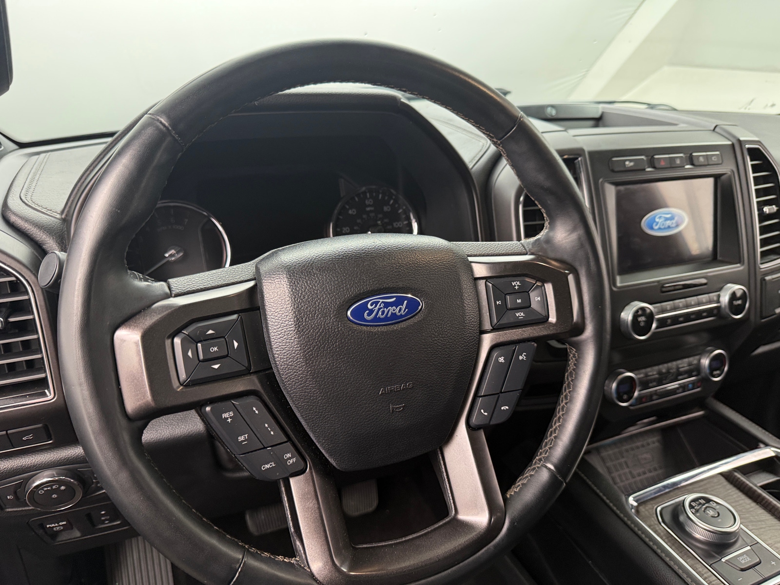 Thumbnail: 2021 Ford Expedition - 4