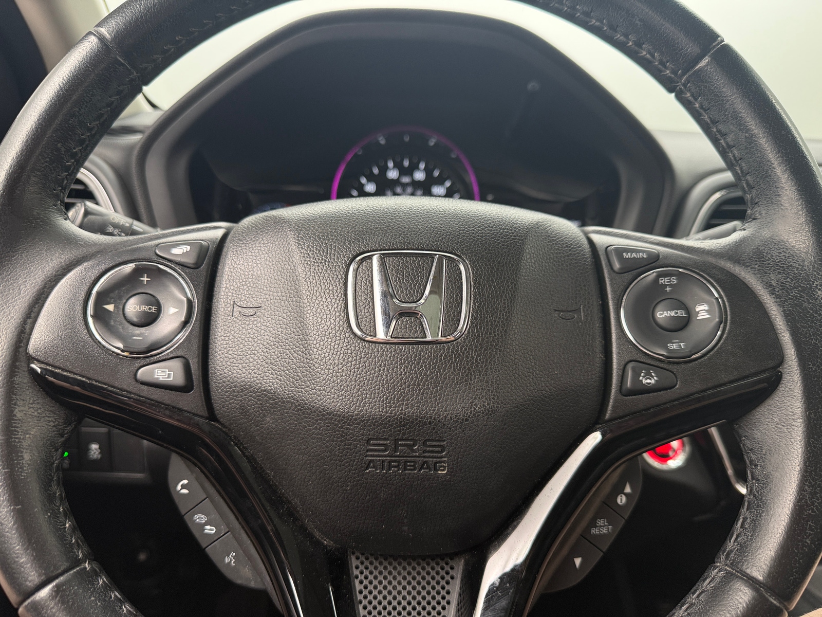 Thumbnail: 2019 Honda HR-V - 4