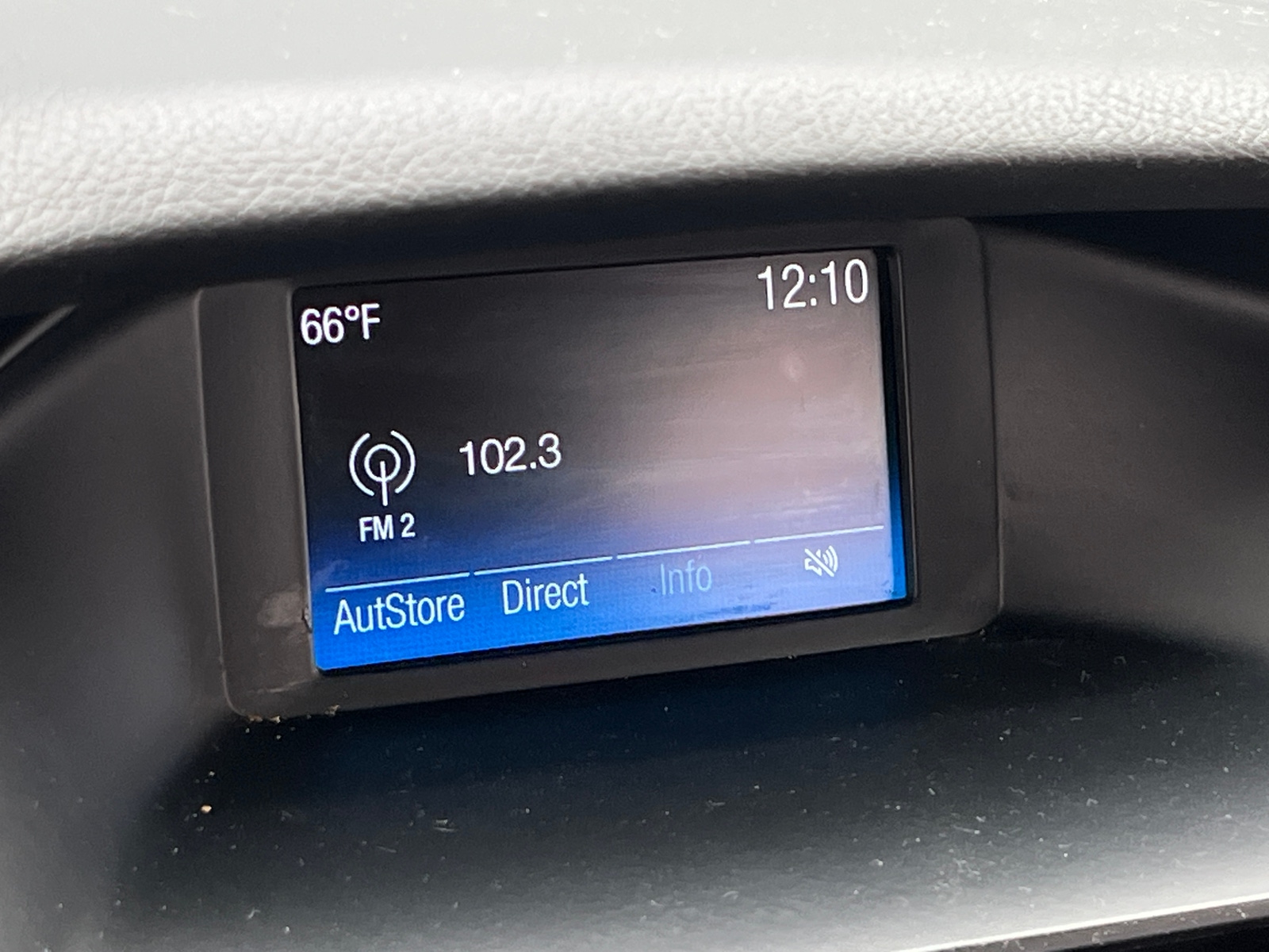 Thumbnail: 2017 Ford Focus - 4