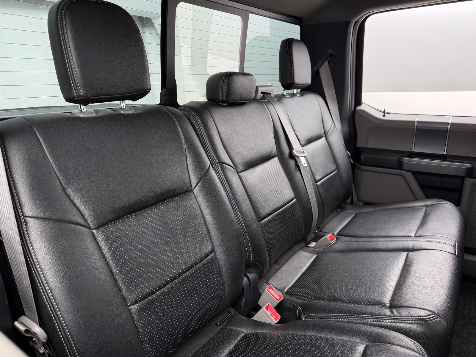 Thumbnail: 2020 Ford Econoline - 6