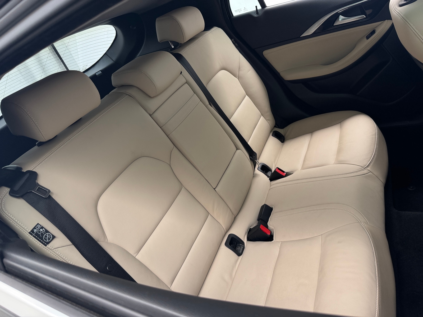 Thumbnail: 2017 INFINITI QX30 - 5