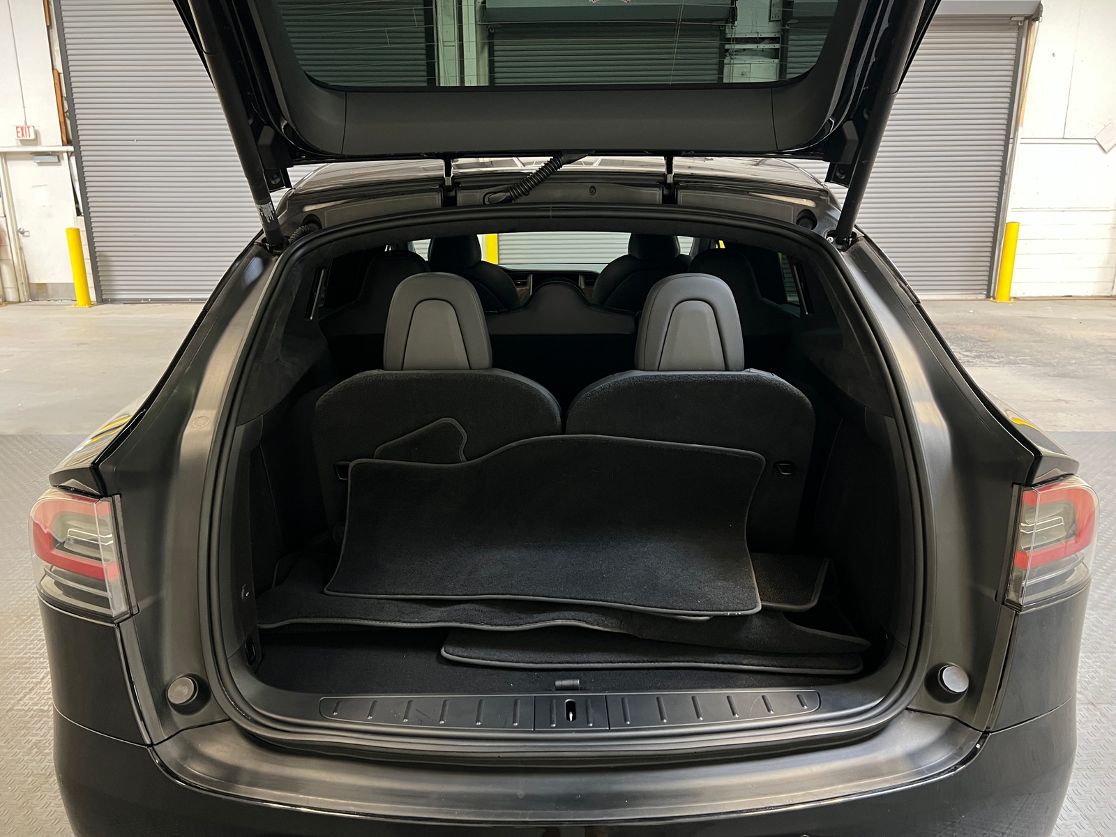 Thumbnail: 2020 Tesla Model X - 6