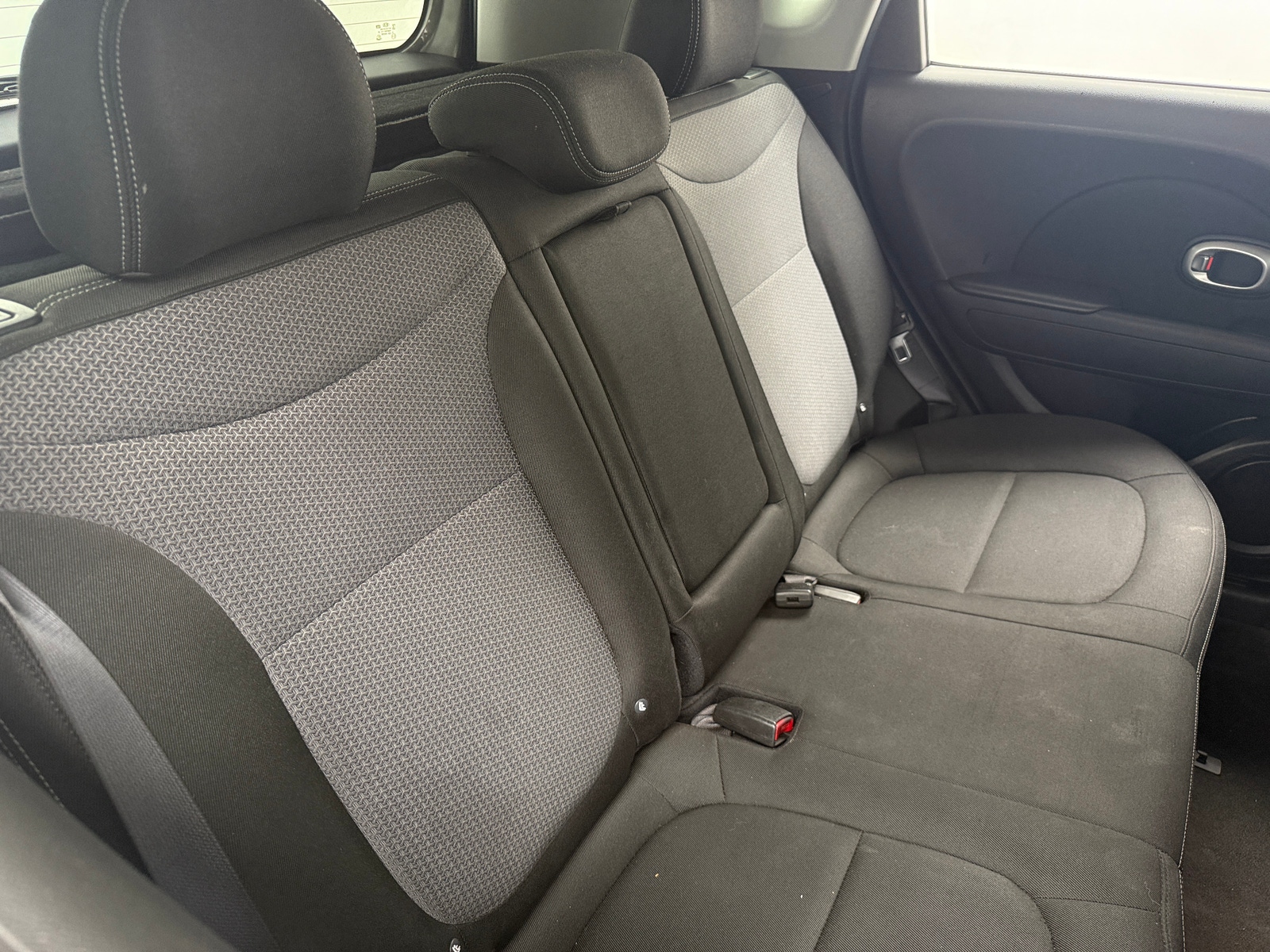 Thumbnail: 2017 Kia Soul - 6