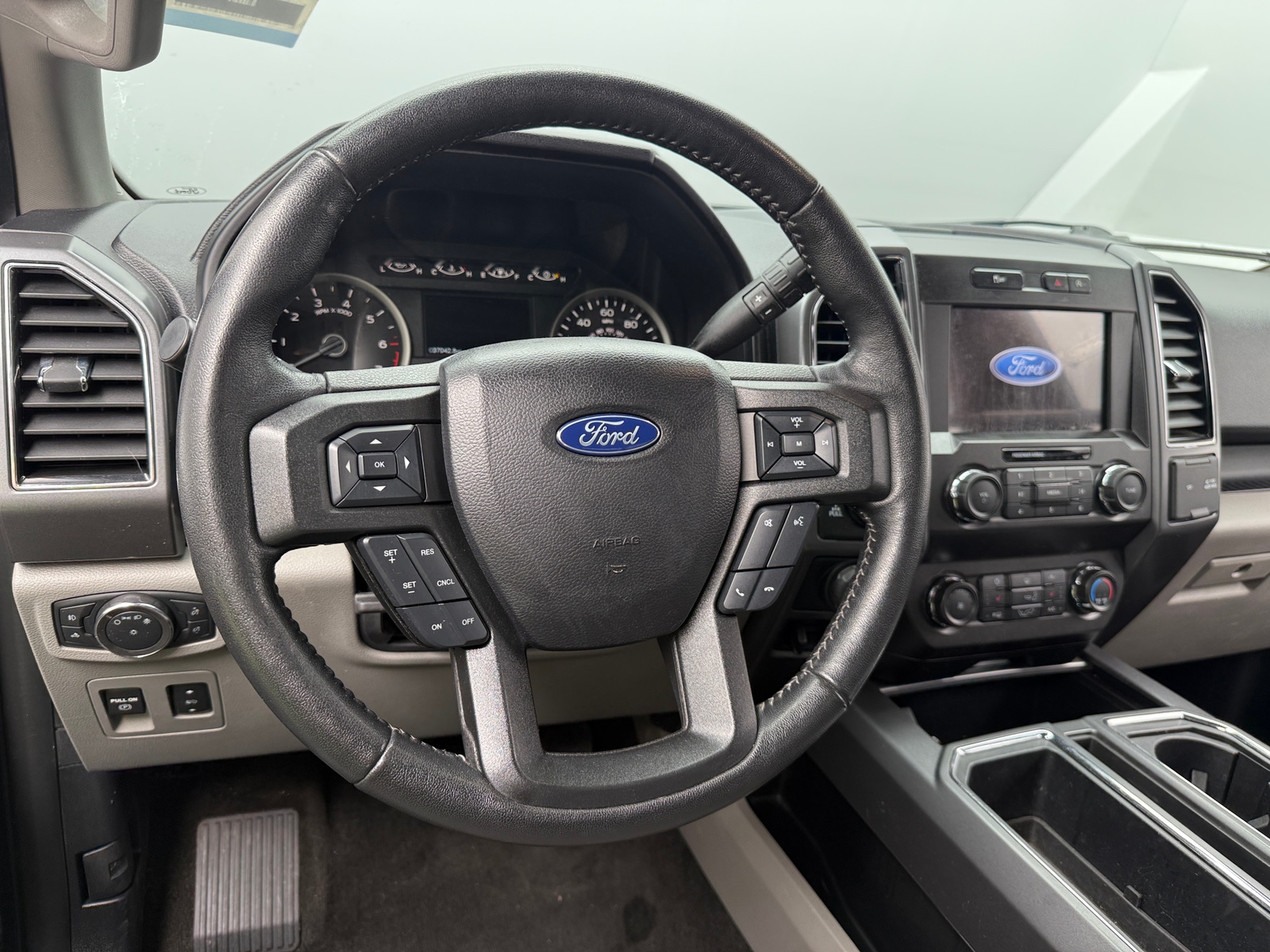 Thumbnail: 2020 Ford Econoline - 5