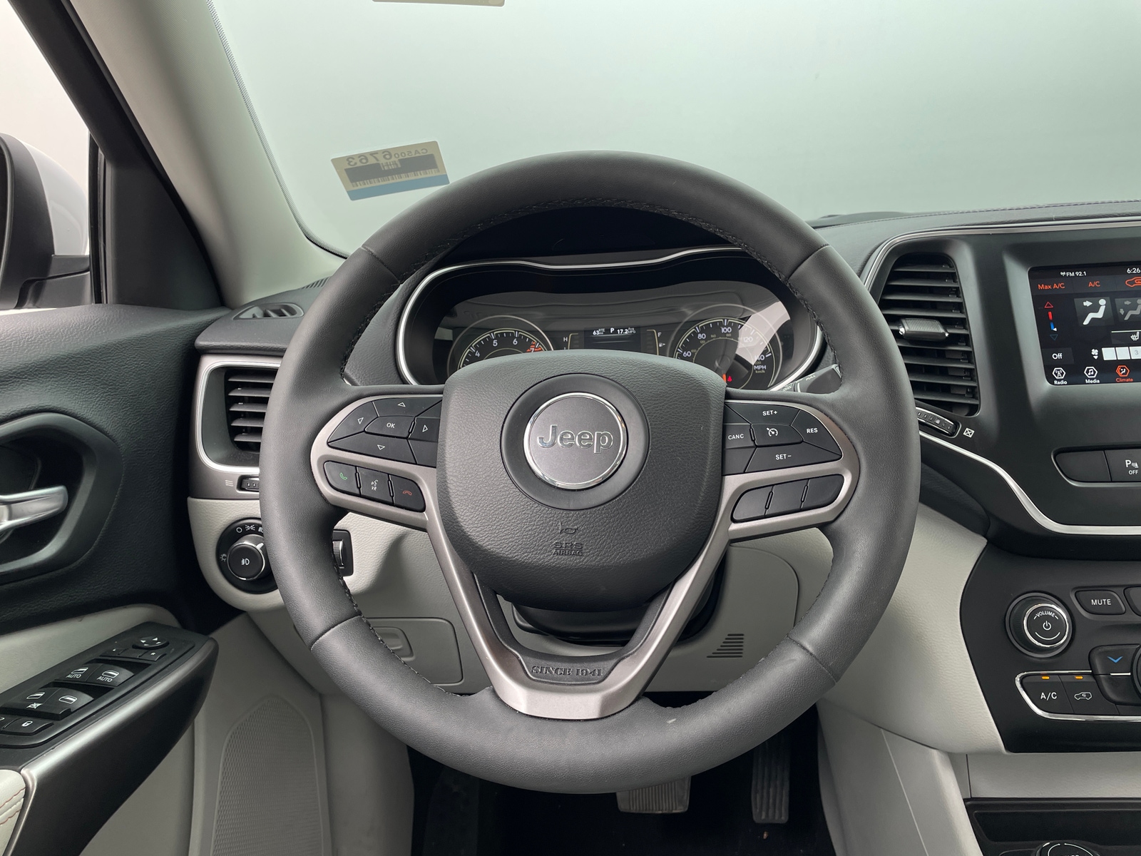 Thumbnail: 2021 Jeep Cherokee - 4