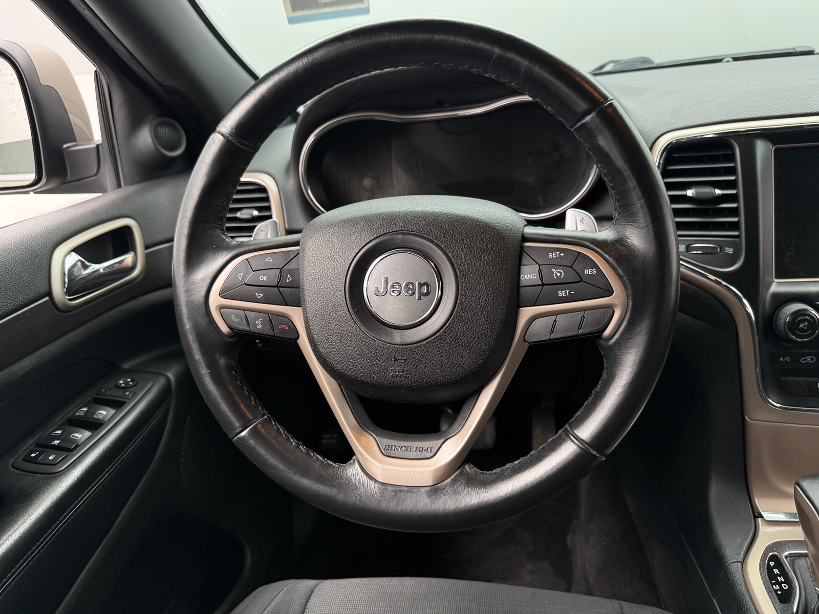 Thumbnail: 2016 Jeep Grand Cherokee - 5