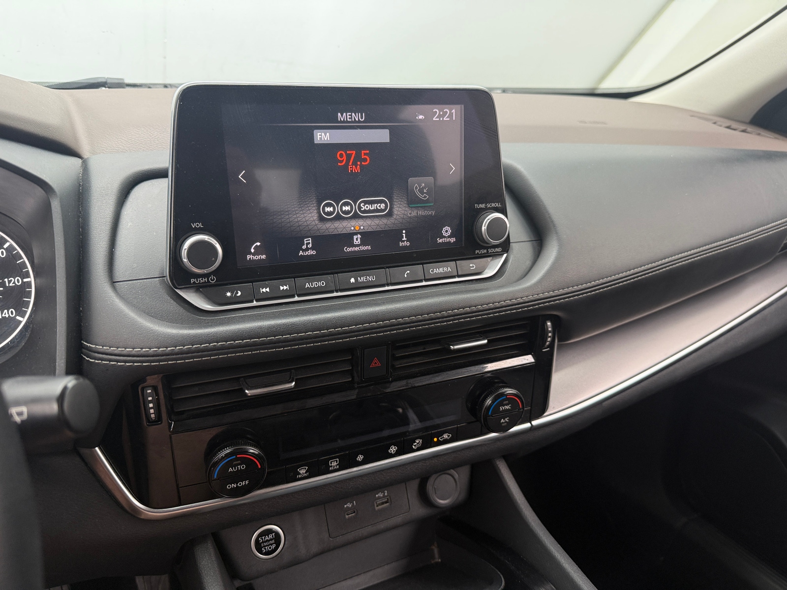 Thumbnail: 2023 Nissan Rogue - 4