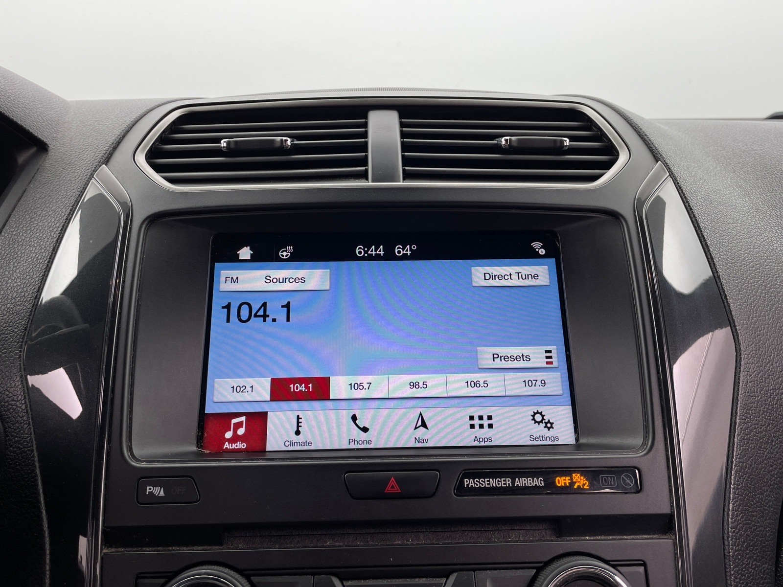 Thumbnail: 2018 Ford Explorer - 3