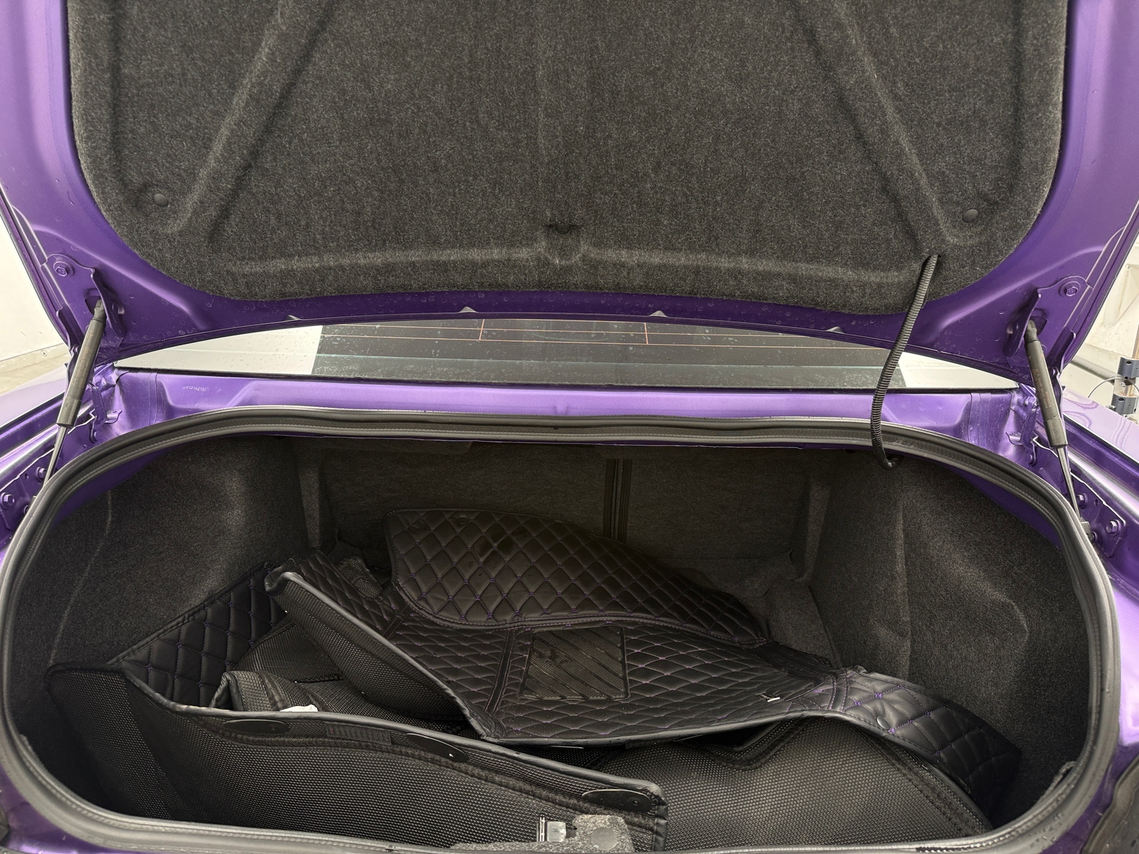 Thumbnail: 2016 Dodge Challenger - 4