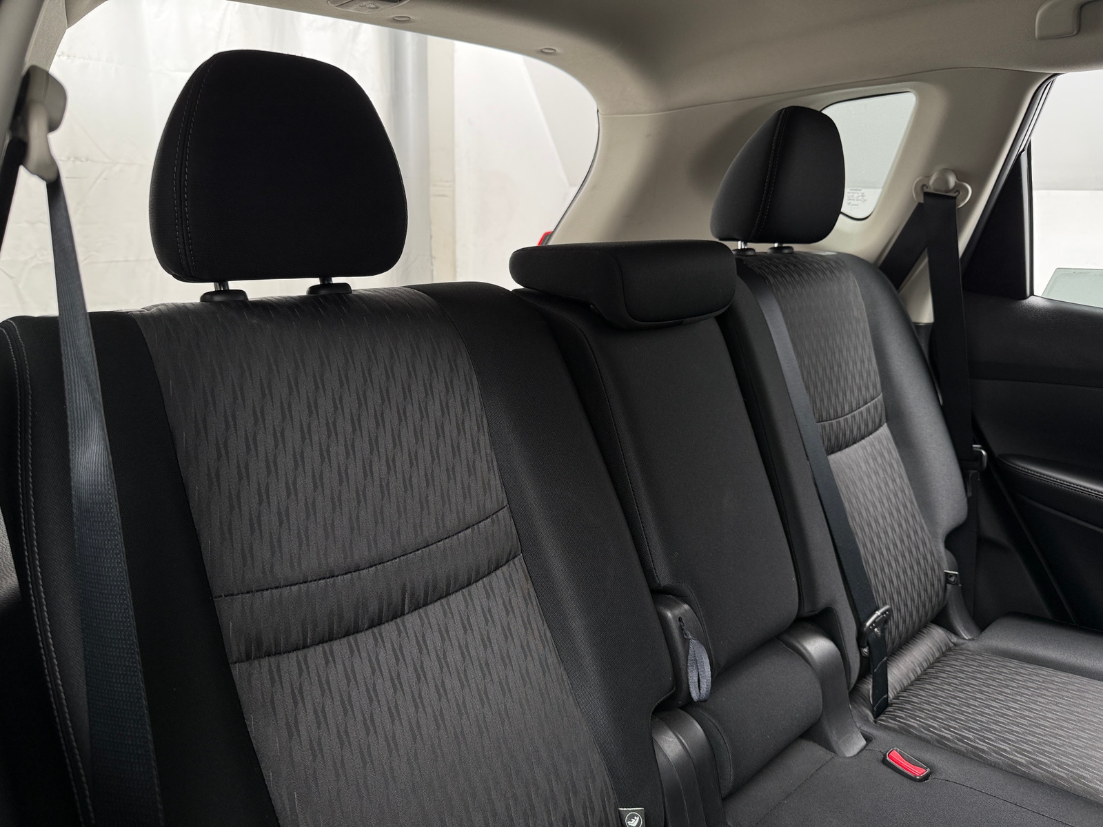 Thumbnail: 2017 Nissan Rogue - 6