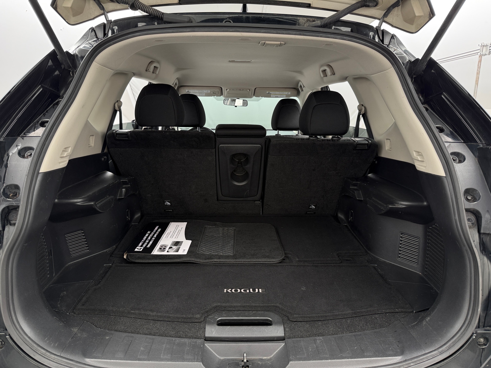 Thumbnail: 2017 Nissan Rogue - 7