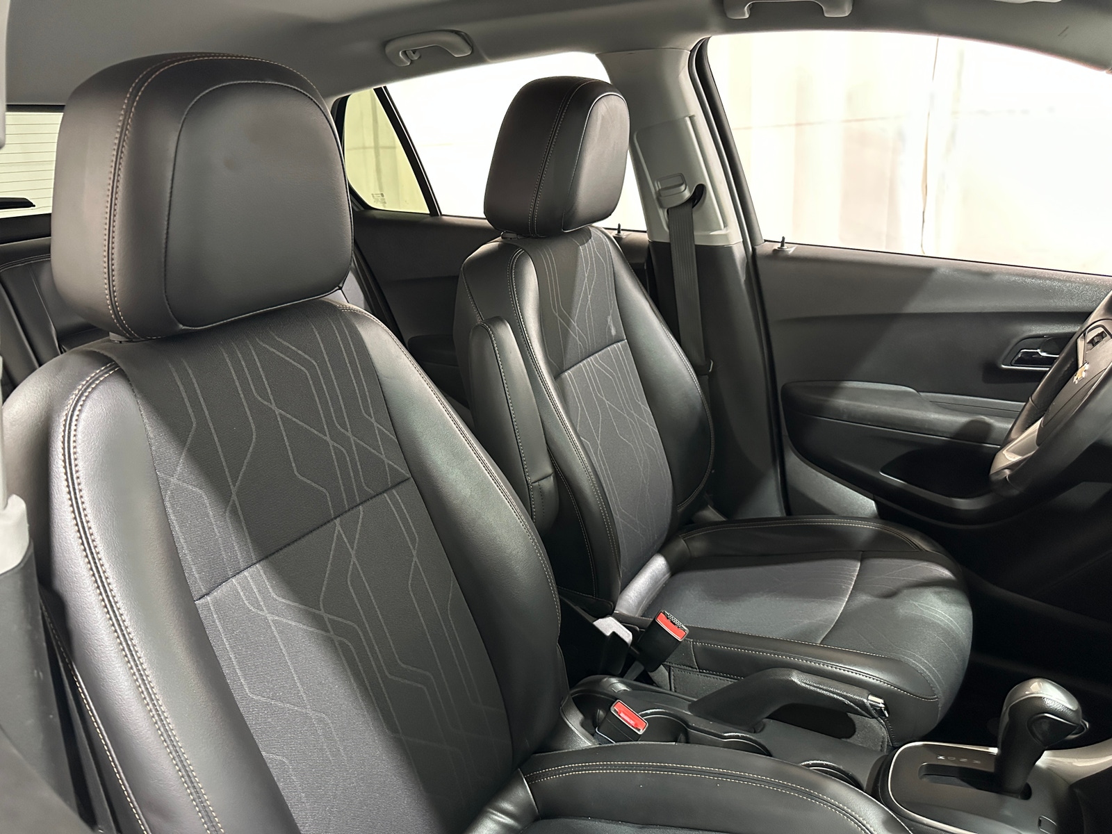 Thumbnail: 2019 Chevrolet Trax - 2