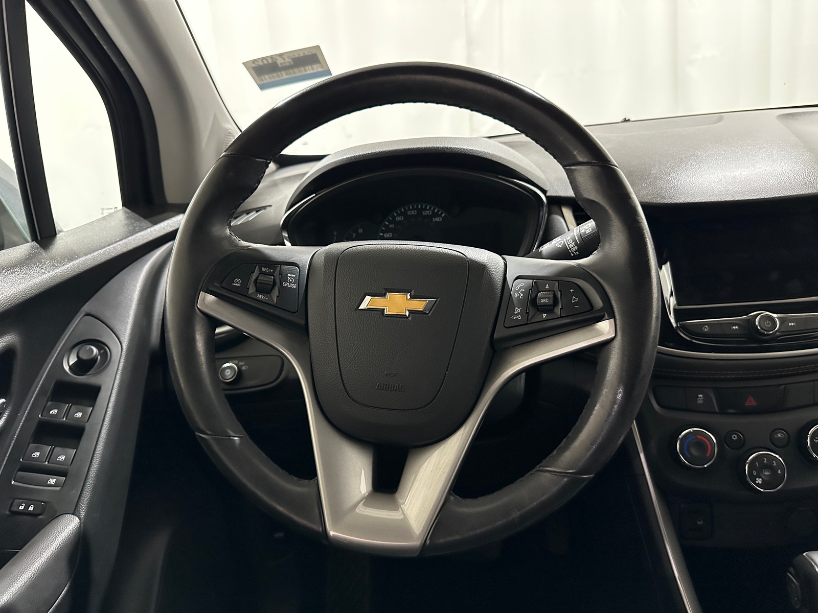 Thumbnail: 2019 Chevrolet Trax - 5