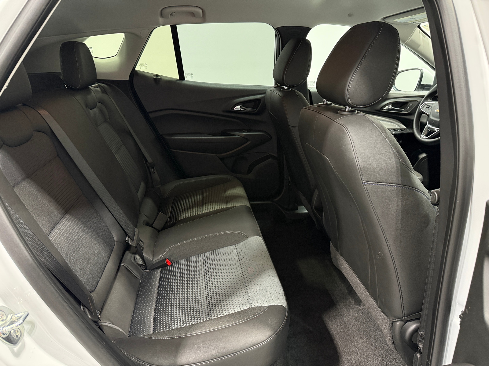 Thumbnail: 2025 Chevrolet Trax - 6