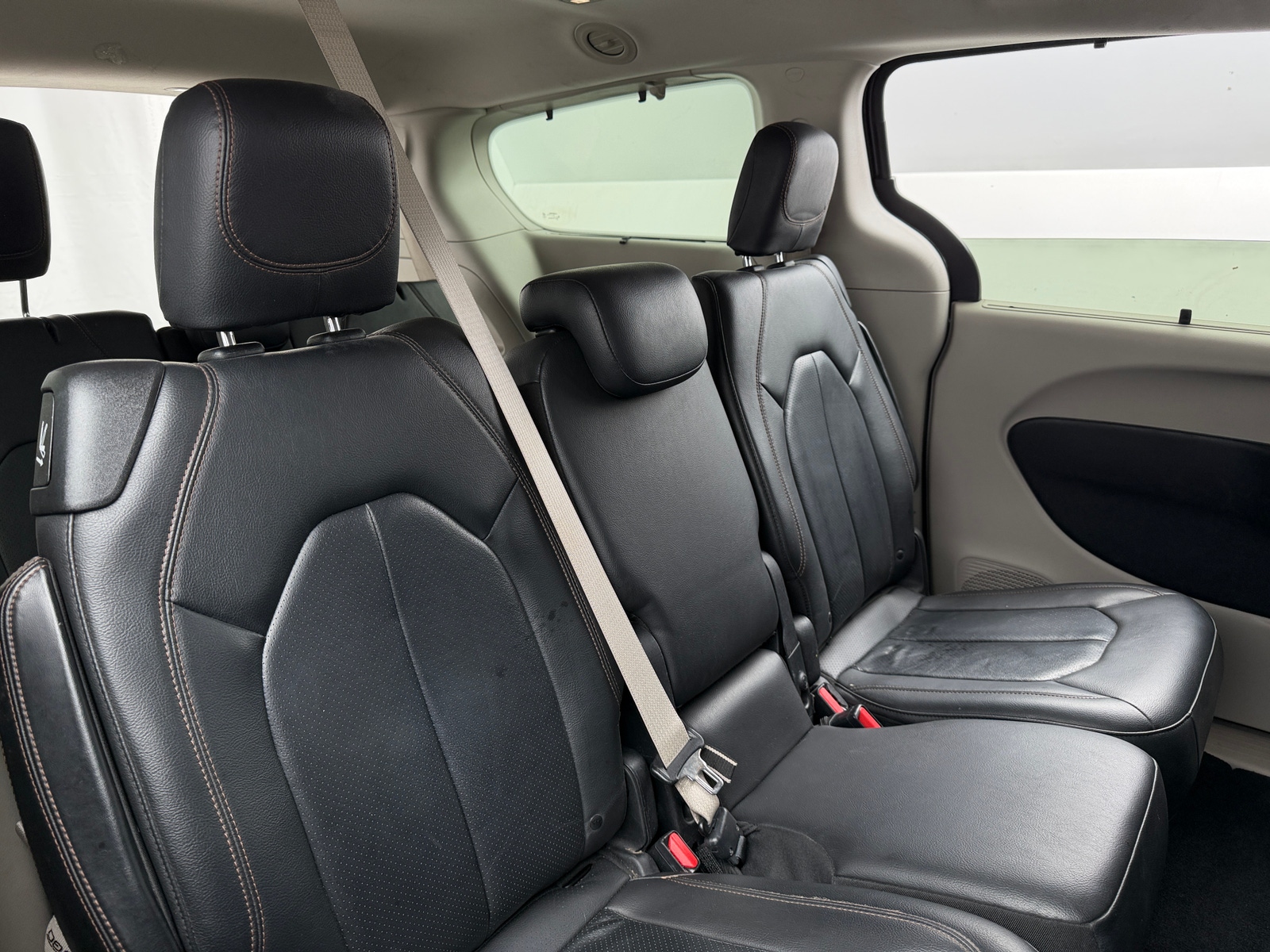 Thumbnail: 2020 Chrysler Pacifica - 5