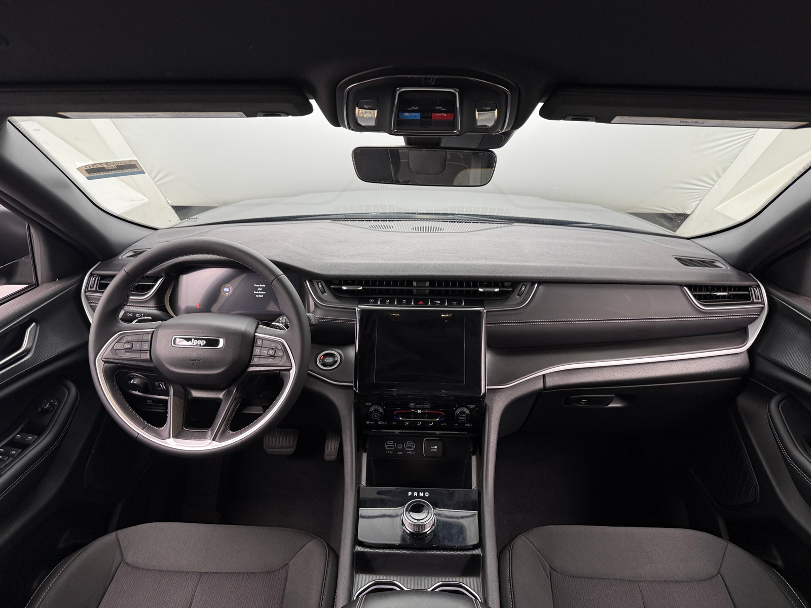 Thumbnail: 2025 Jeep Grand Cherokee - 3