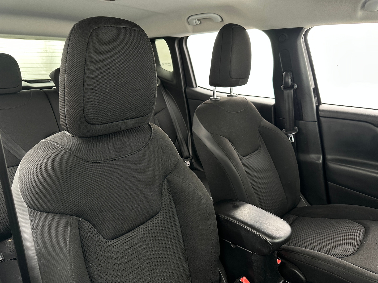 Thumbnail: 2018 Jeep Renegade - 2