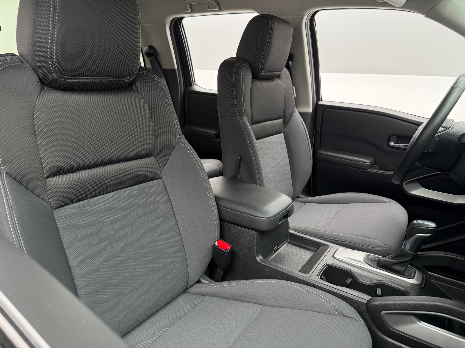 Thumbnail: 2024 Nissan Frontier - 2