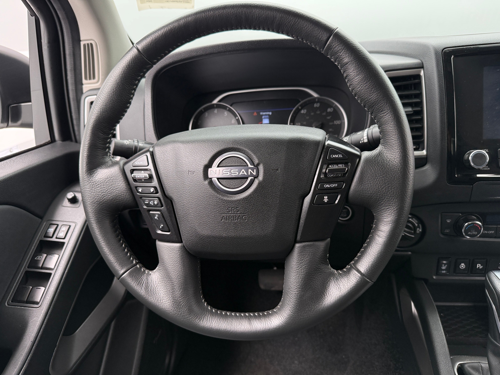 Thumbnail: 2024 Nissan Frontier - 5