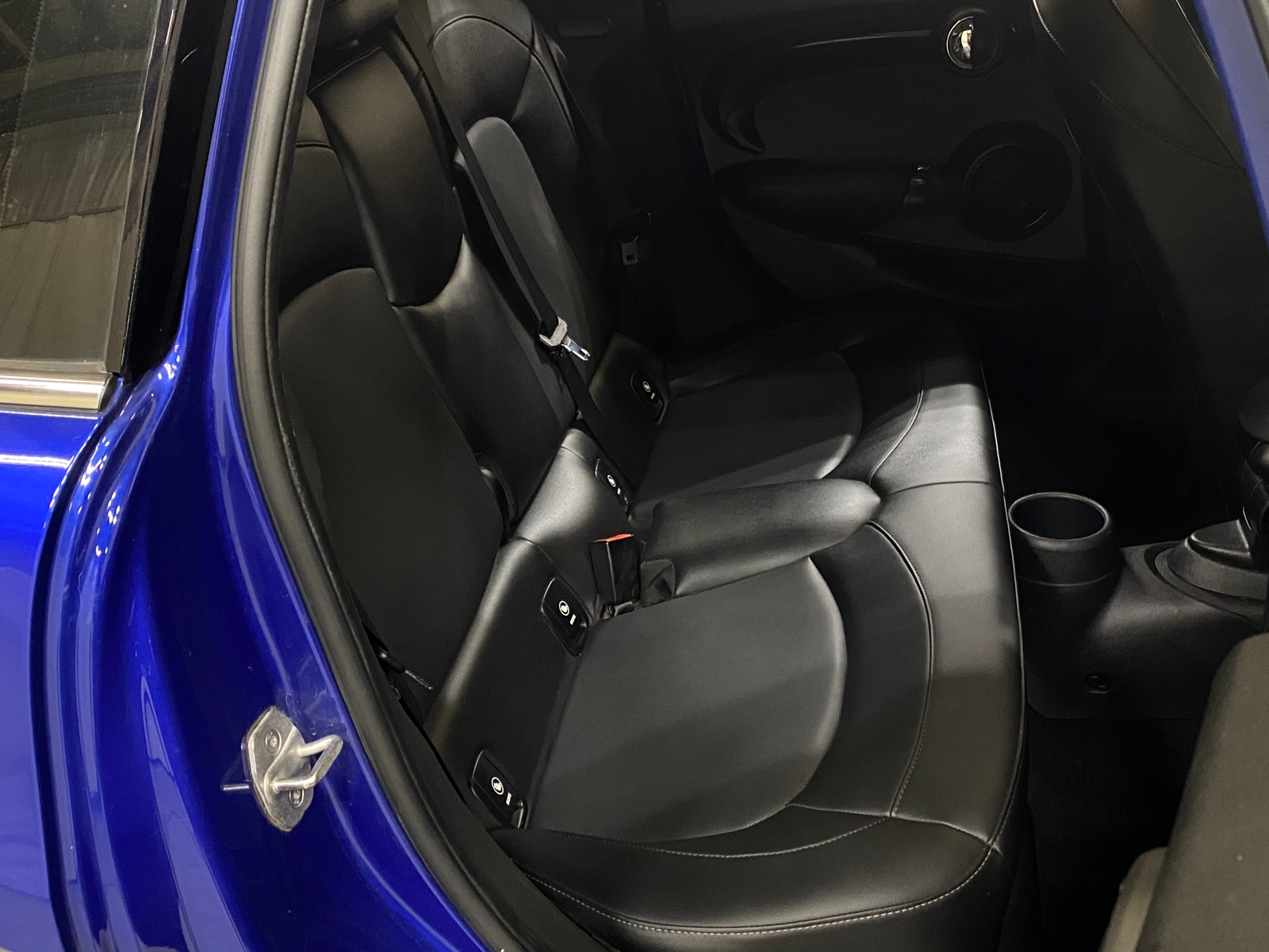 Thumbnail: 2021 MINI Cooper Hardtop - 5