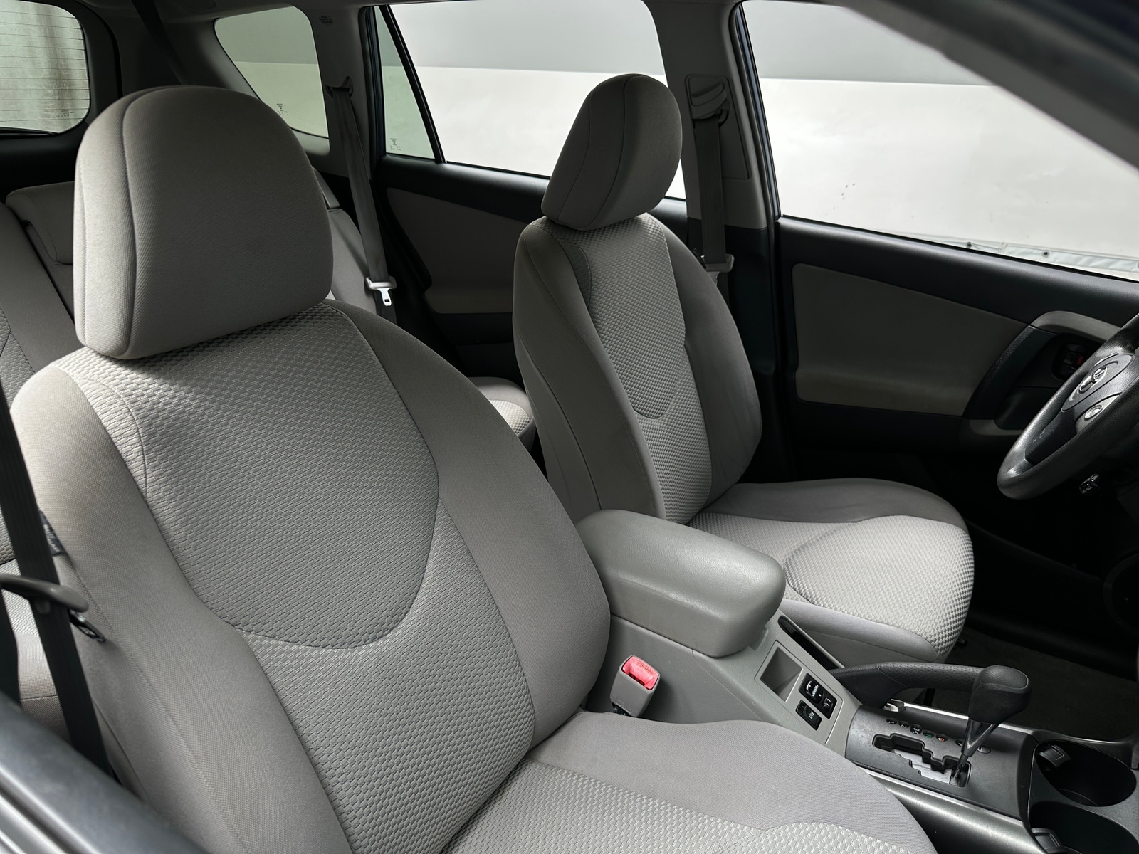 Thumbnail: 2011 Toyota RAV4 - 2