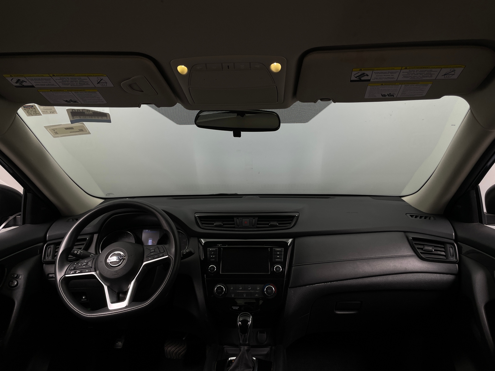 Thumbnail: 2018 Nissan Rogue - 3