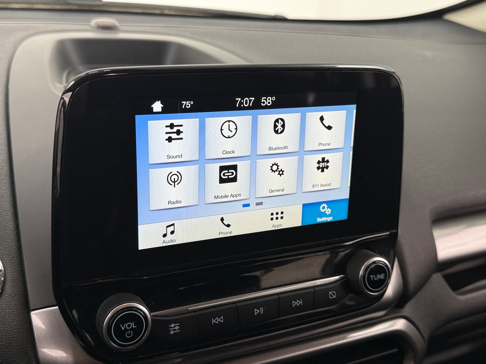 Thumbnail: 2019 Ford EcoSport - 4