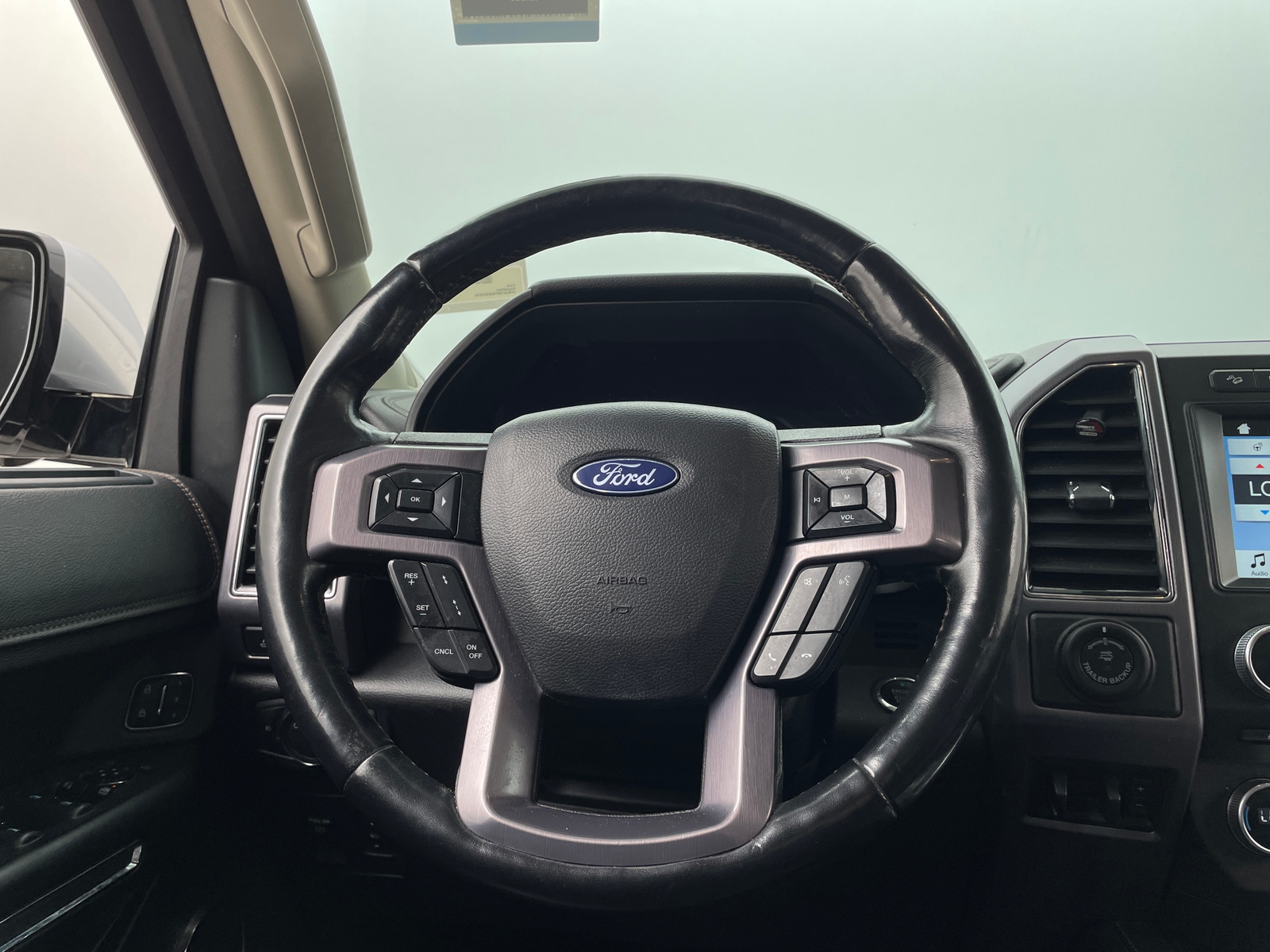 Thumbnail: 2018 Ford Expedition - 4