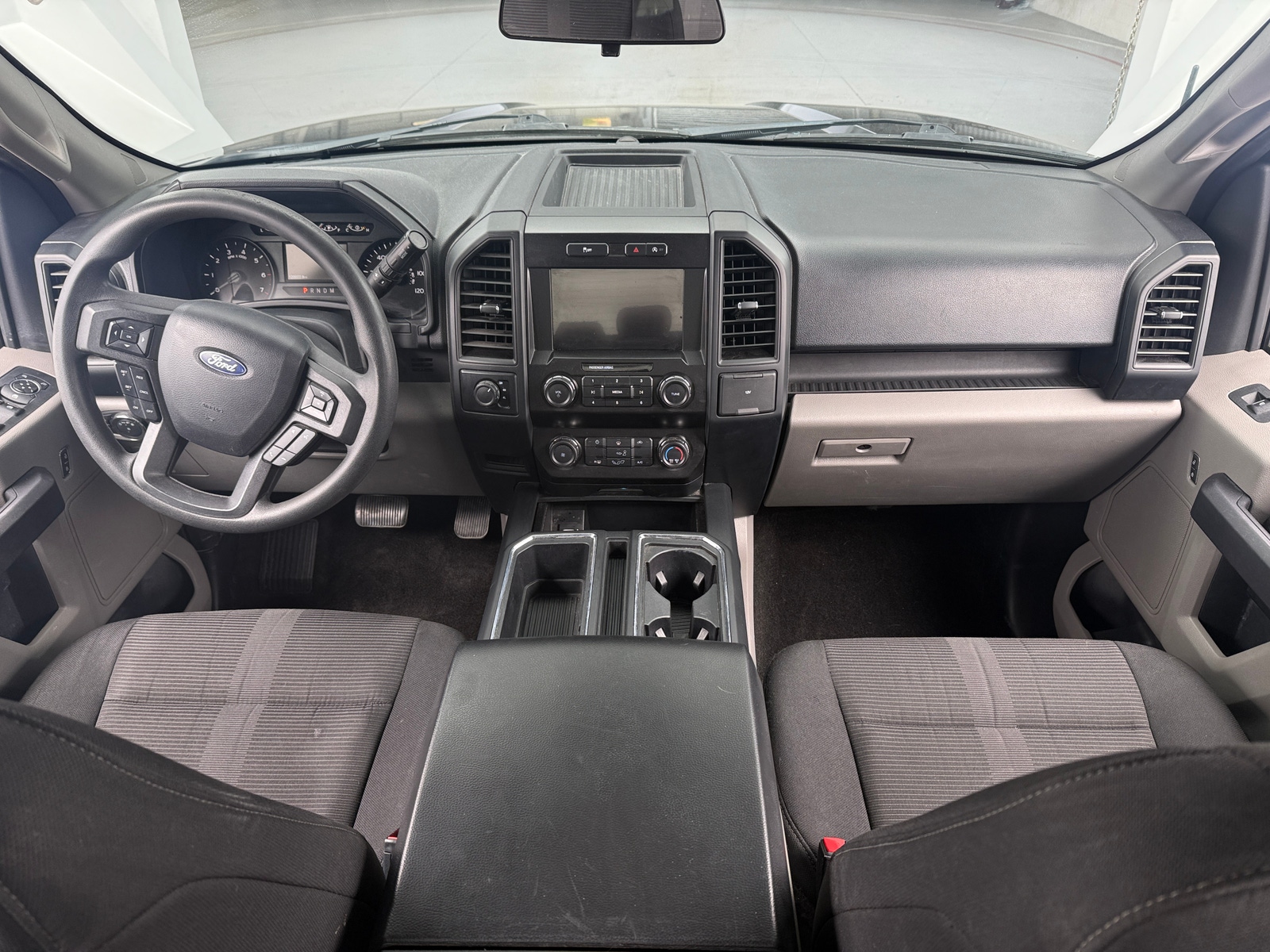 Thumbnail: 2020 Ford Econoline - 3